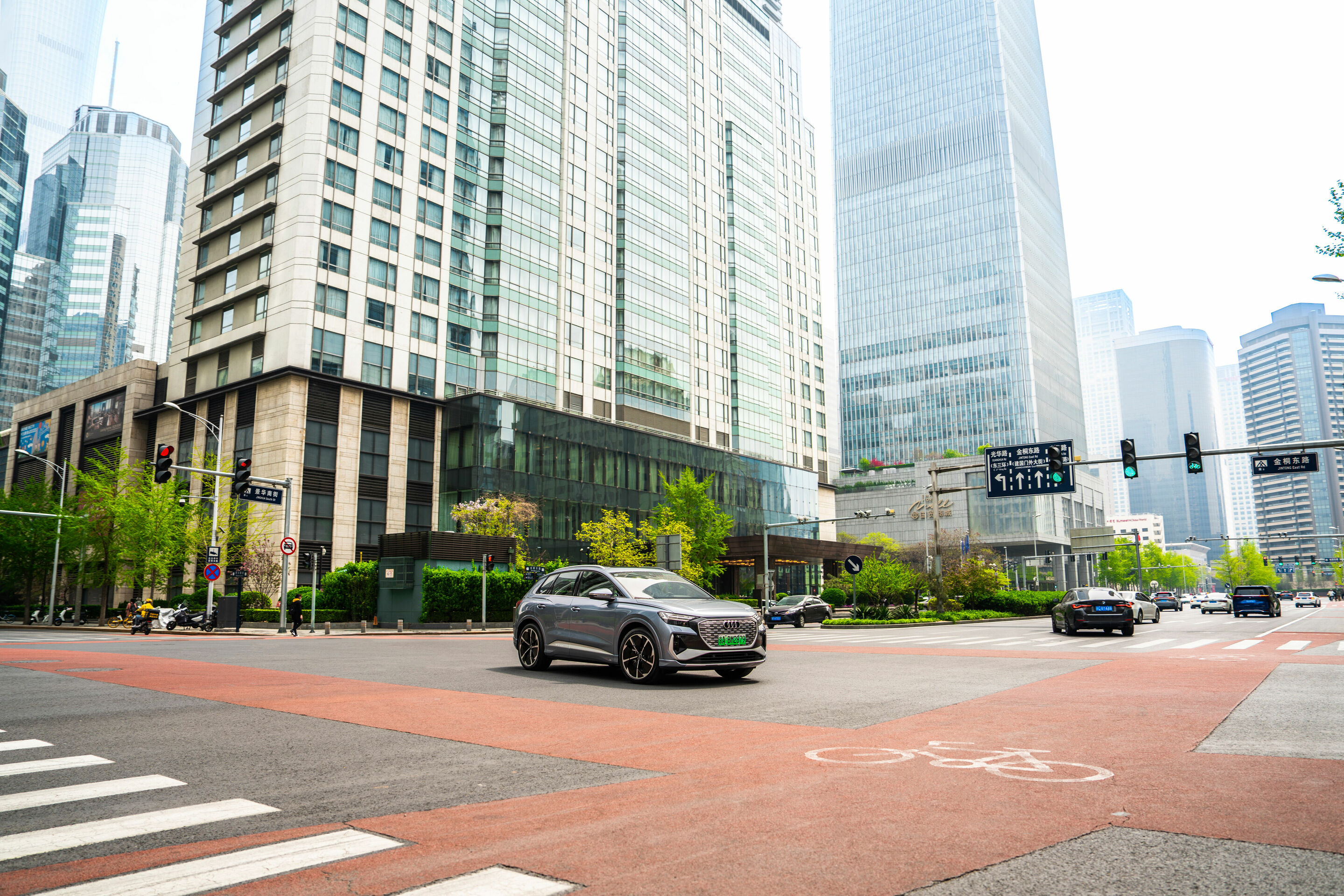 Audi Q4 e-tron - Audi Q4 e-tron auf den Straßen von Peking