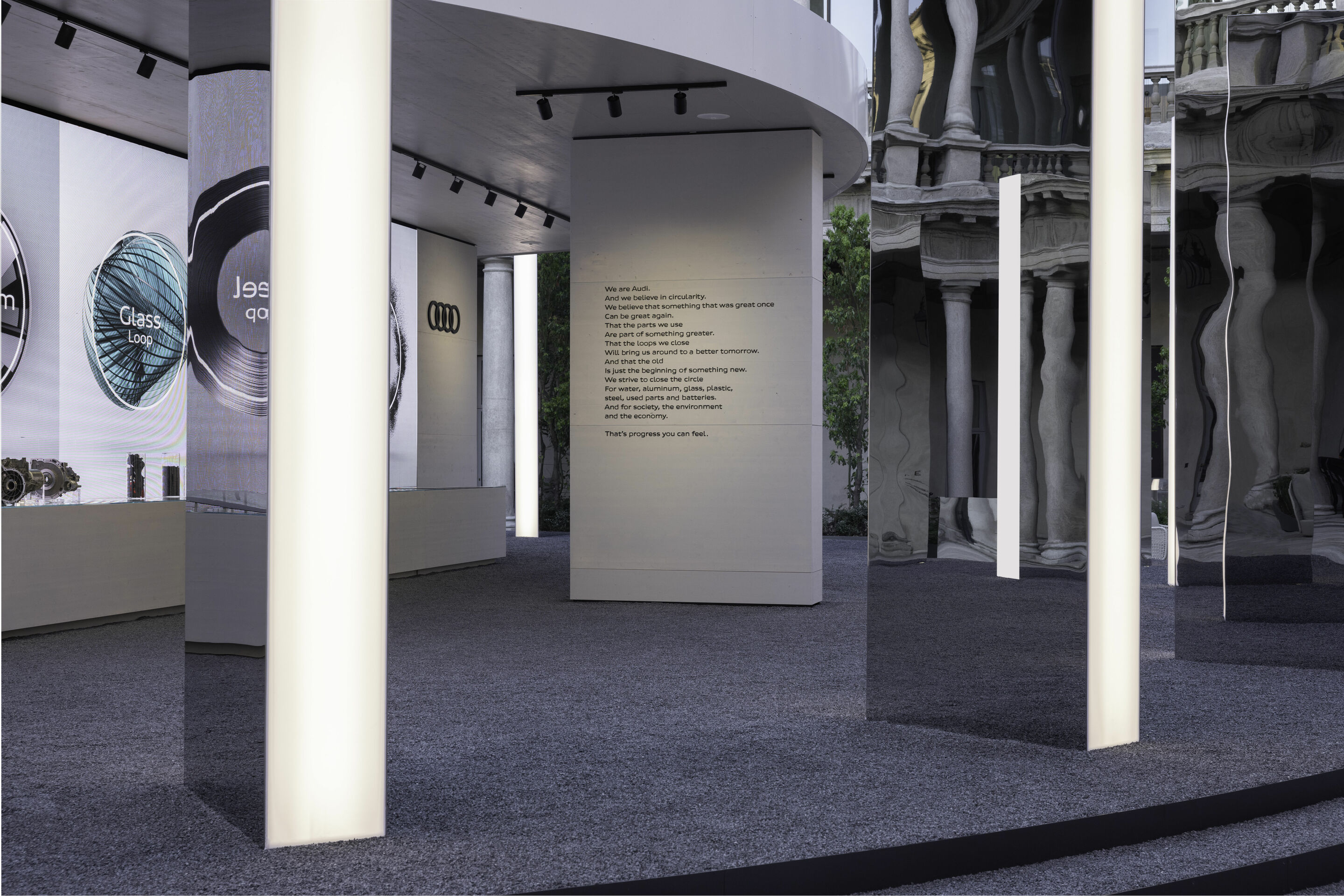 Milan Design Week 2023 - During Milan Design Week, Audi opens its House of Progress at Milan's Portrait Hotel. At the center of the performance, which addresses various aspects of the circular economy, is the artistic installation "The Domino Act" by...