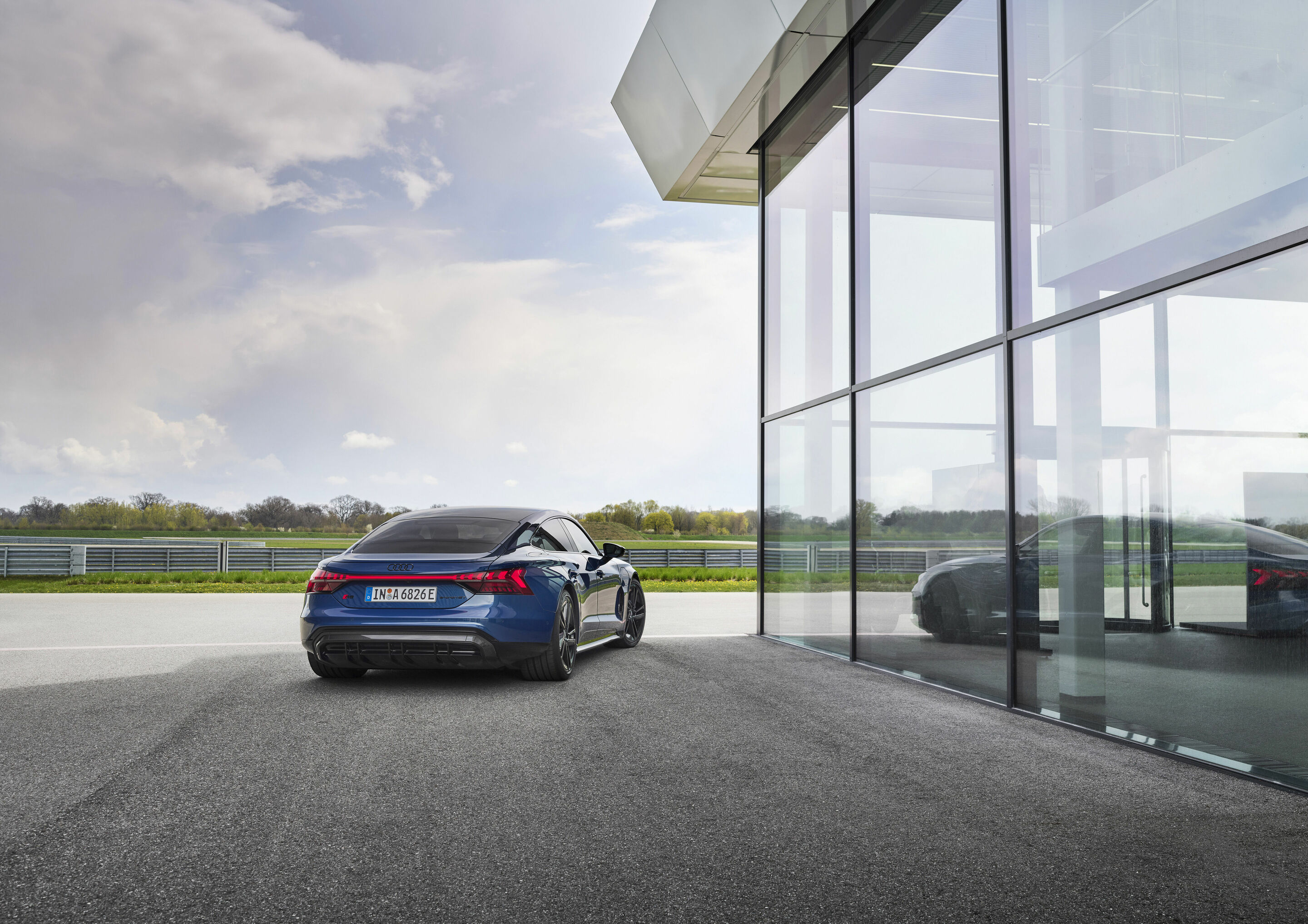40 Jahre Audi Sport GmbH - Audi RS e-tron GT
Standaufnahme, Farbe: Ascariblau