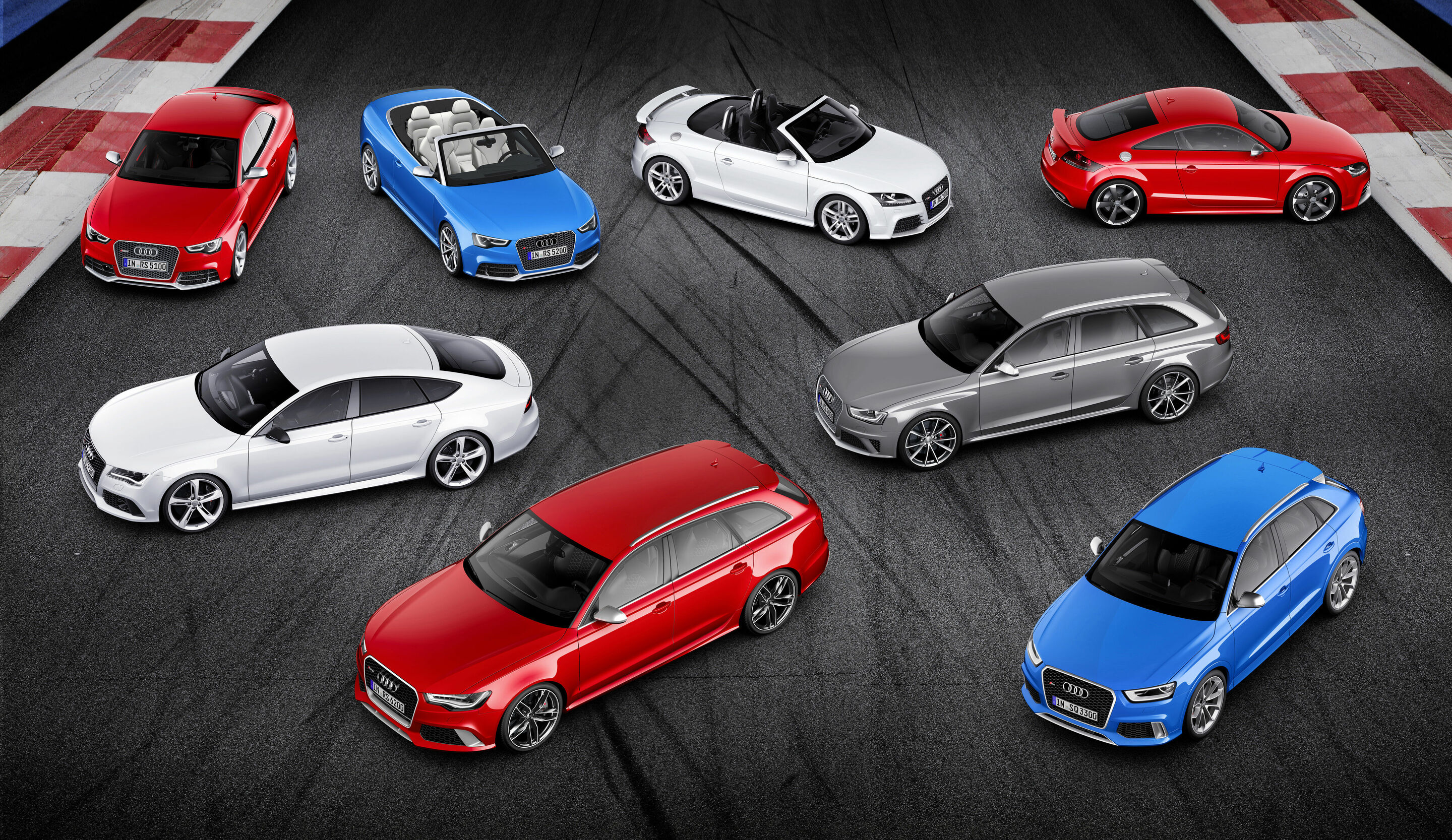 Audi RS-Portfolio - Größtes Audi RS-Portfolio aller Zeiten (von hinten links: Audi RS 5 Coupé und Cabriolet, TT RS Roadster und Coupé; von vorne links: Audi RS 7 Sportback, RS 6 Avant, RS 4 Avant, RS Q3)