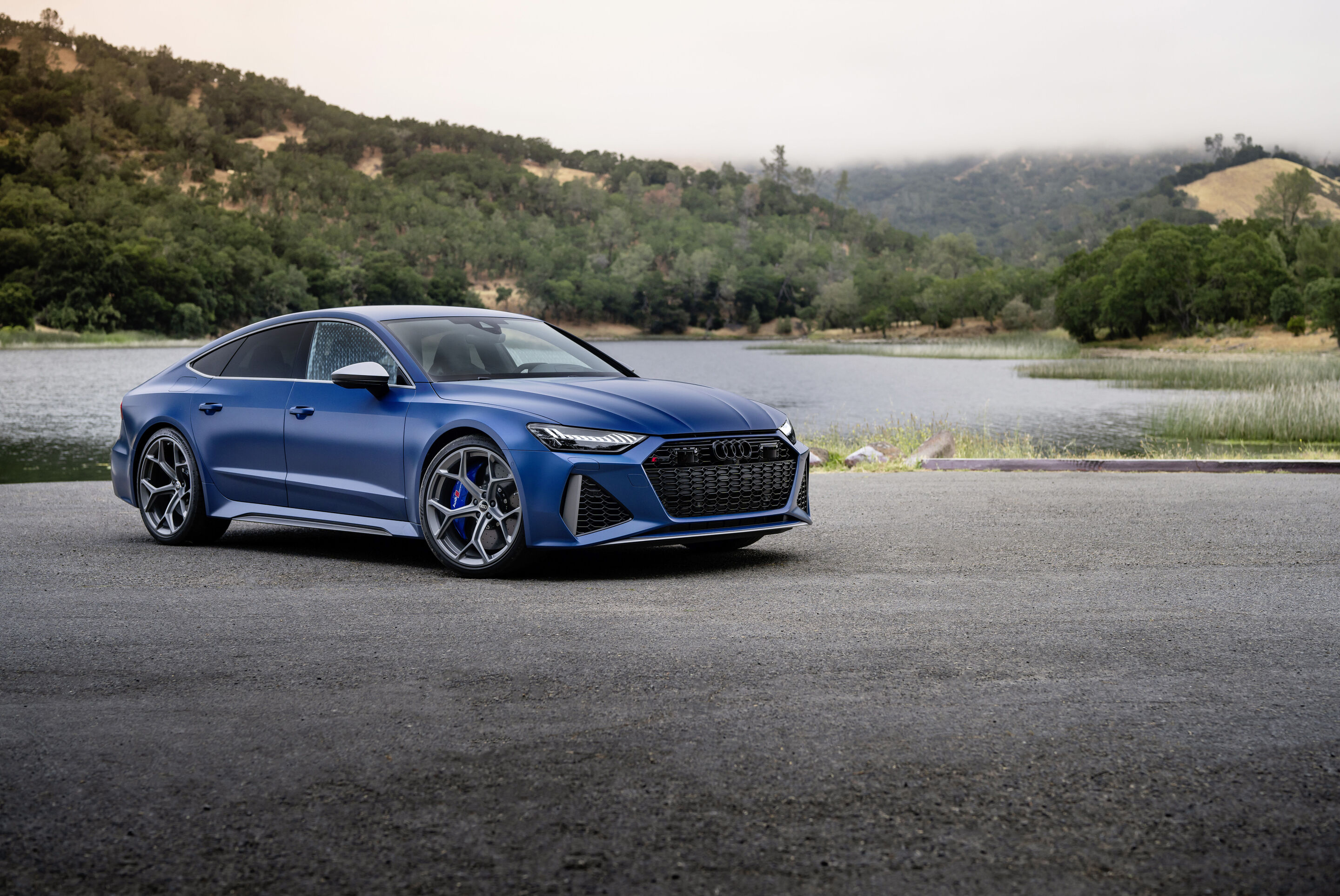 Audi RS 7 Sportback performance (until 2025) - Static photo, 
Colour: Ascariblue matt