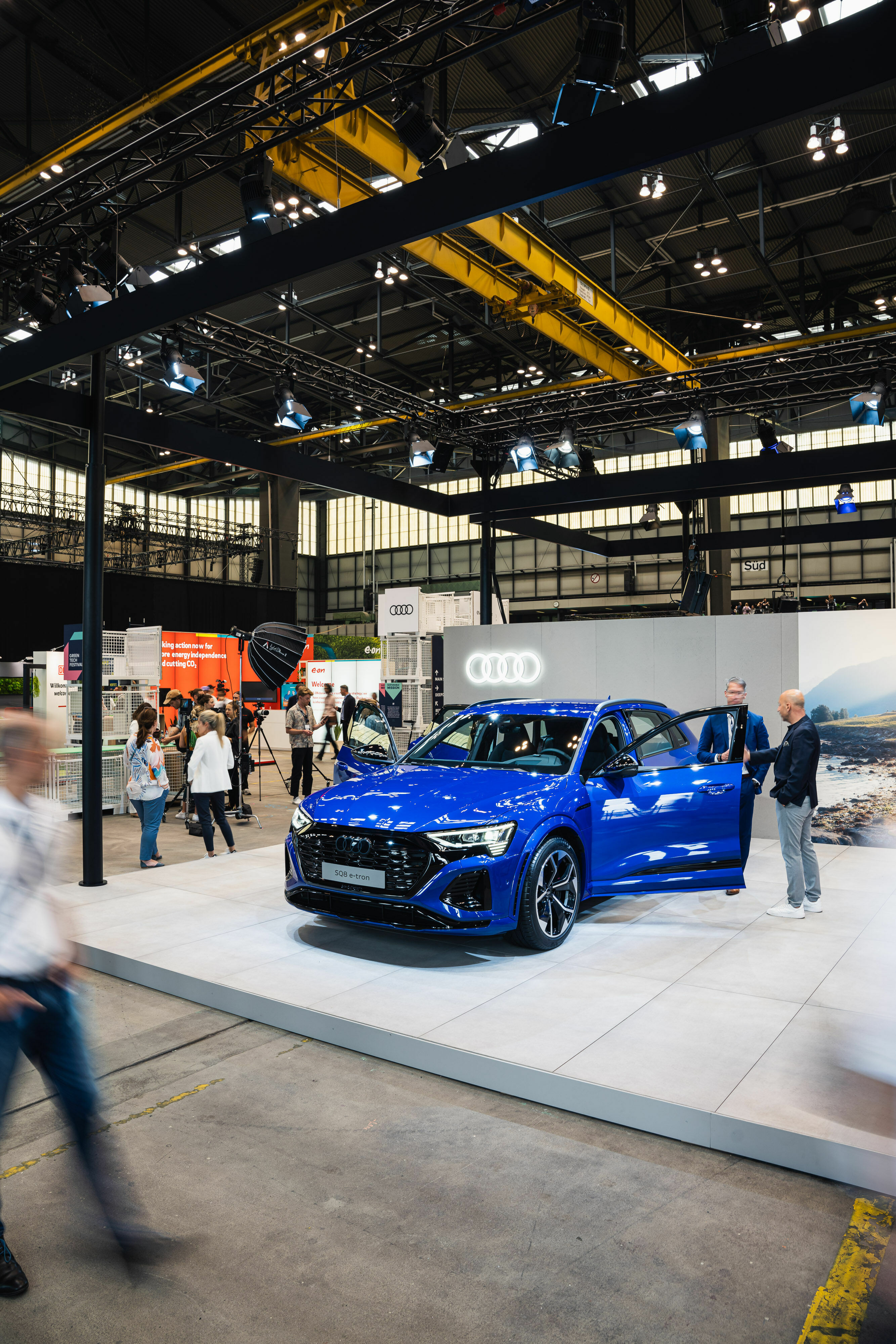 Audi at the GREENTECH FESTIVAL 2023 in Berlin: - Innovations relating to circular economy are the focus of Audi's presence at one of Europe's largest sustainability forums. In dialogue with guests, Audi experts gave insights into decarbonization in production...