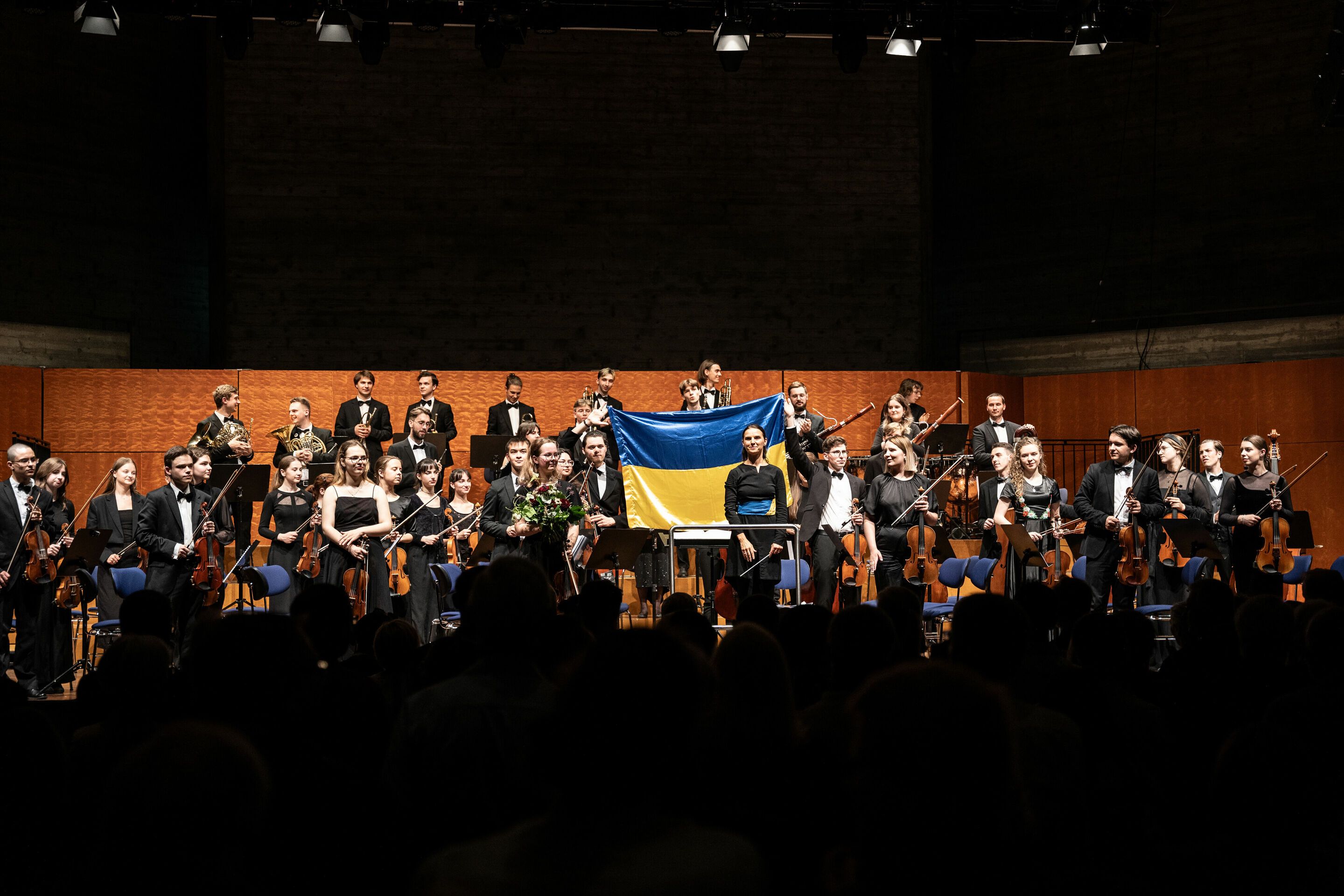 Audi Sommerkonzerte 2023 - Youth Symphony Orchestra of Ukraine
und Oksana Lyniv
