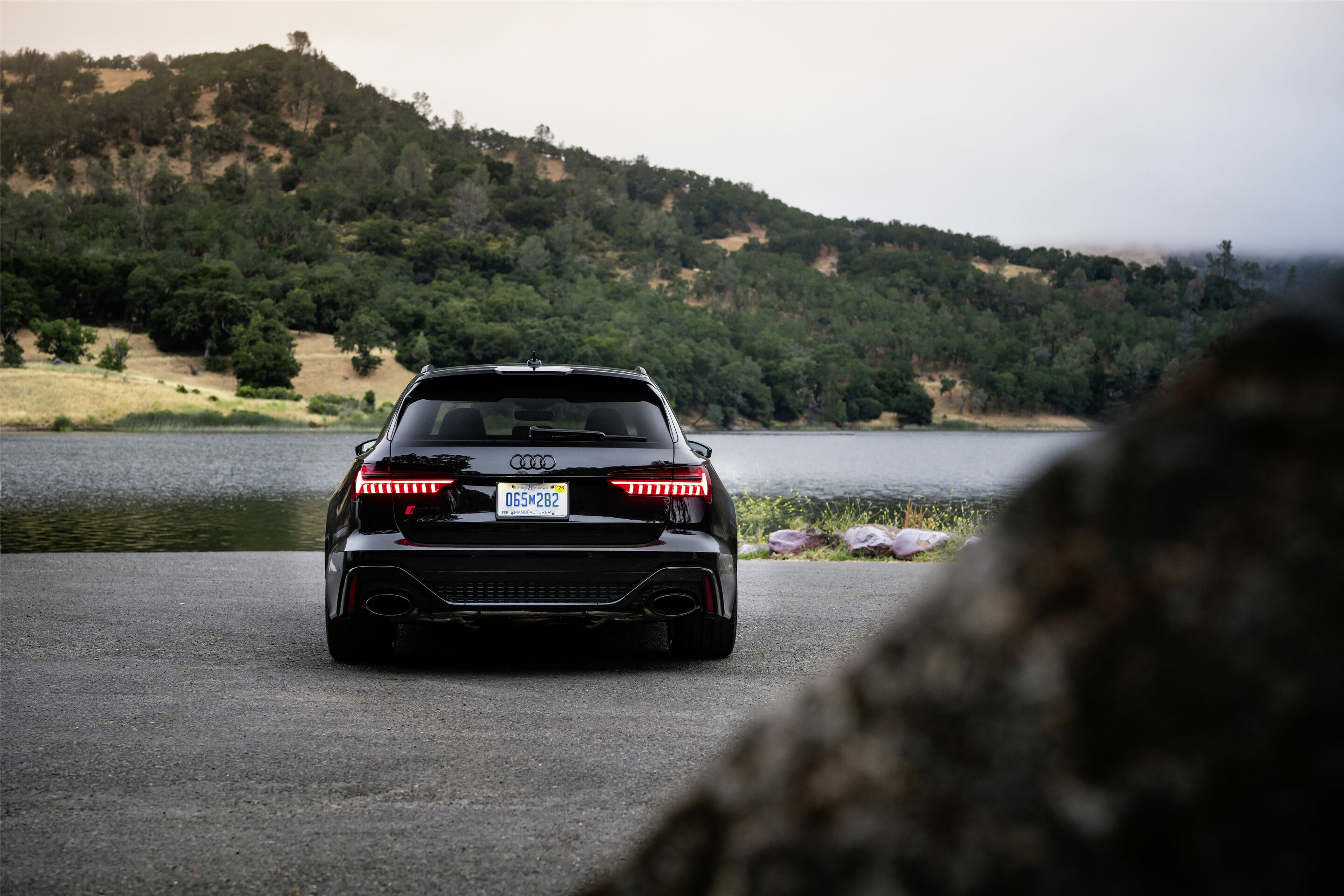 Audi RS 6 Avant performance - Standaufnahme,
Farbe: Mythosschwarz Metallic