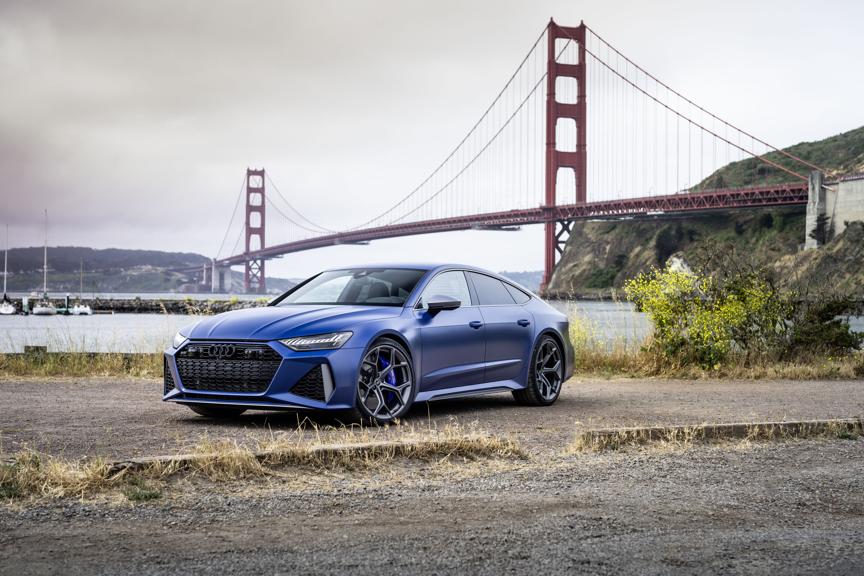 Audi RS 7 Sportback performance (bis 2025) - Standaufnahme,
Farbe: Ascariblau matt.