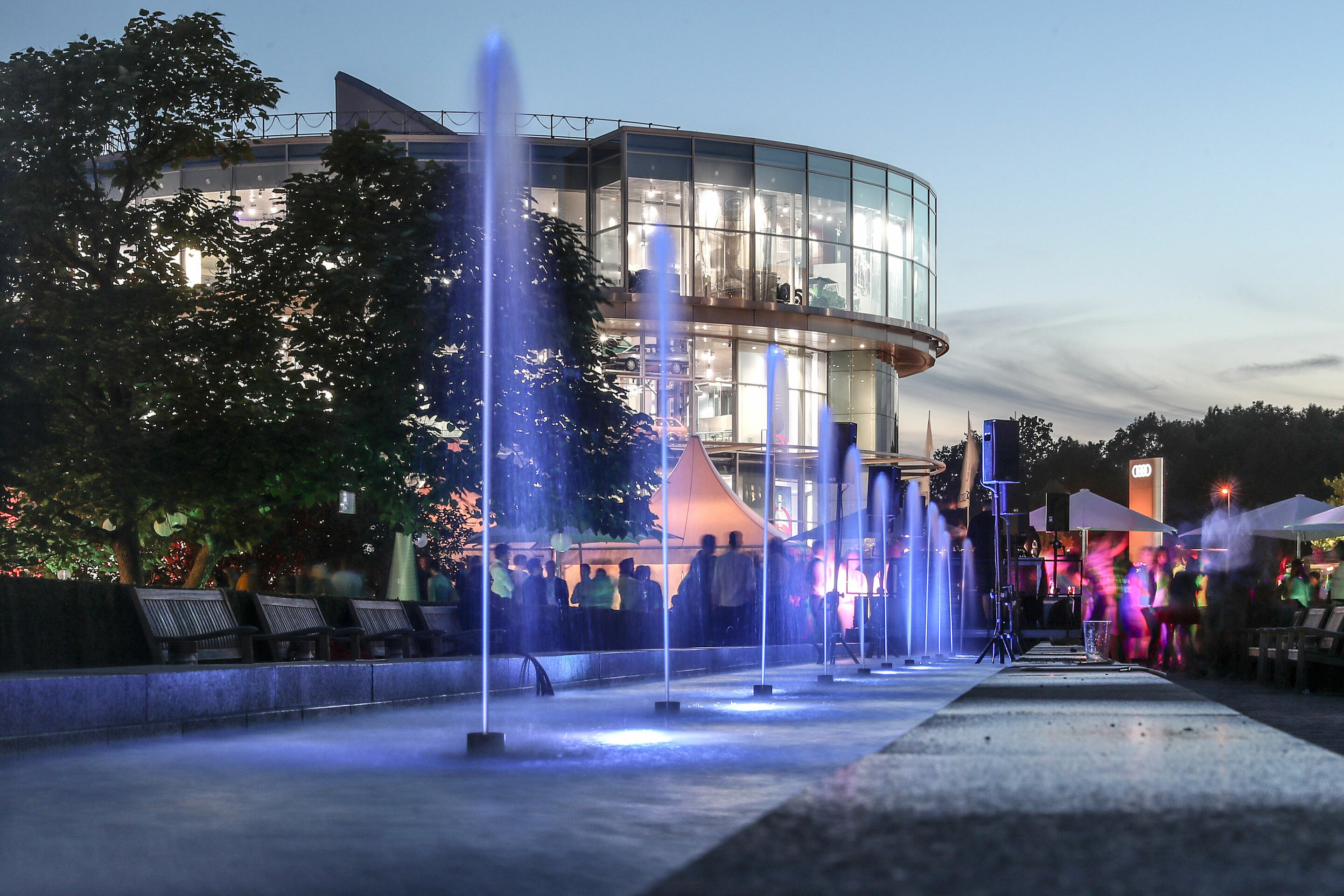 Summer Sounds - Am 20. Juli finden die Summer Sounds mit DJ Markus Wachsmann statt und bieten Musik und Genuss rund um die Audi Piazzetta.