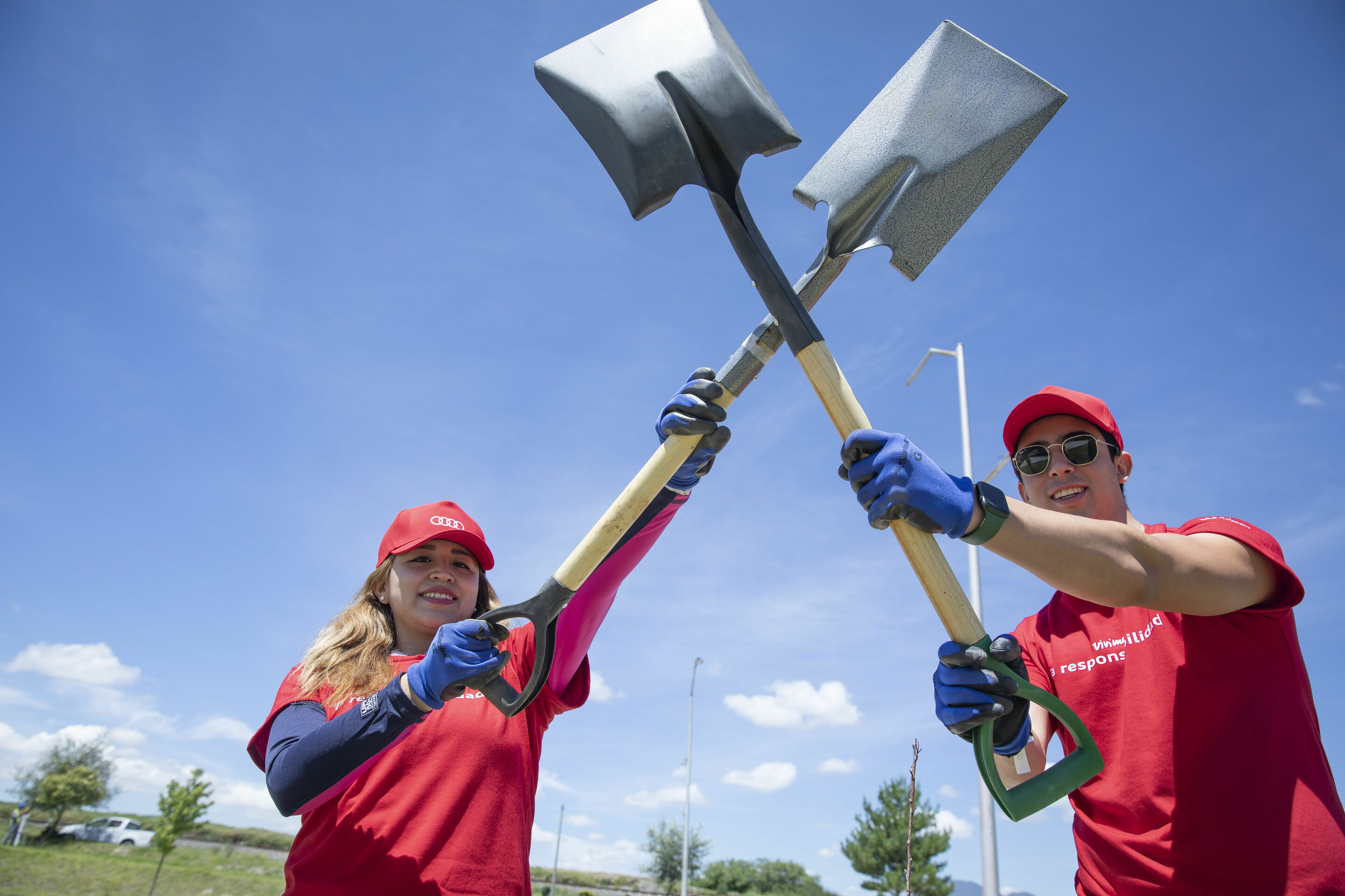 Audi Social Day - Soziales und nachhaltiges Engagement spielt in San José Chiapa seit der Grundsteinlegung des Werks im Jahr 2013 eine große Rolle. Audi México wurde aufgrund unterschiedlicher Initiativen für den Umweltschutz sechs Jahre in Folge als...