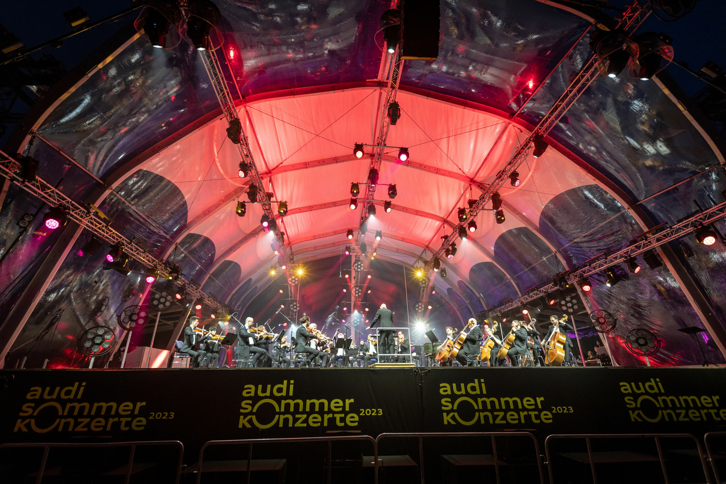 Audi Sommerkonzert 2023 - Daniil Gonobolin und das Georgische Kammerorchester