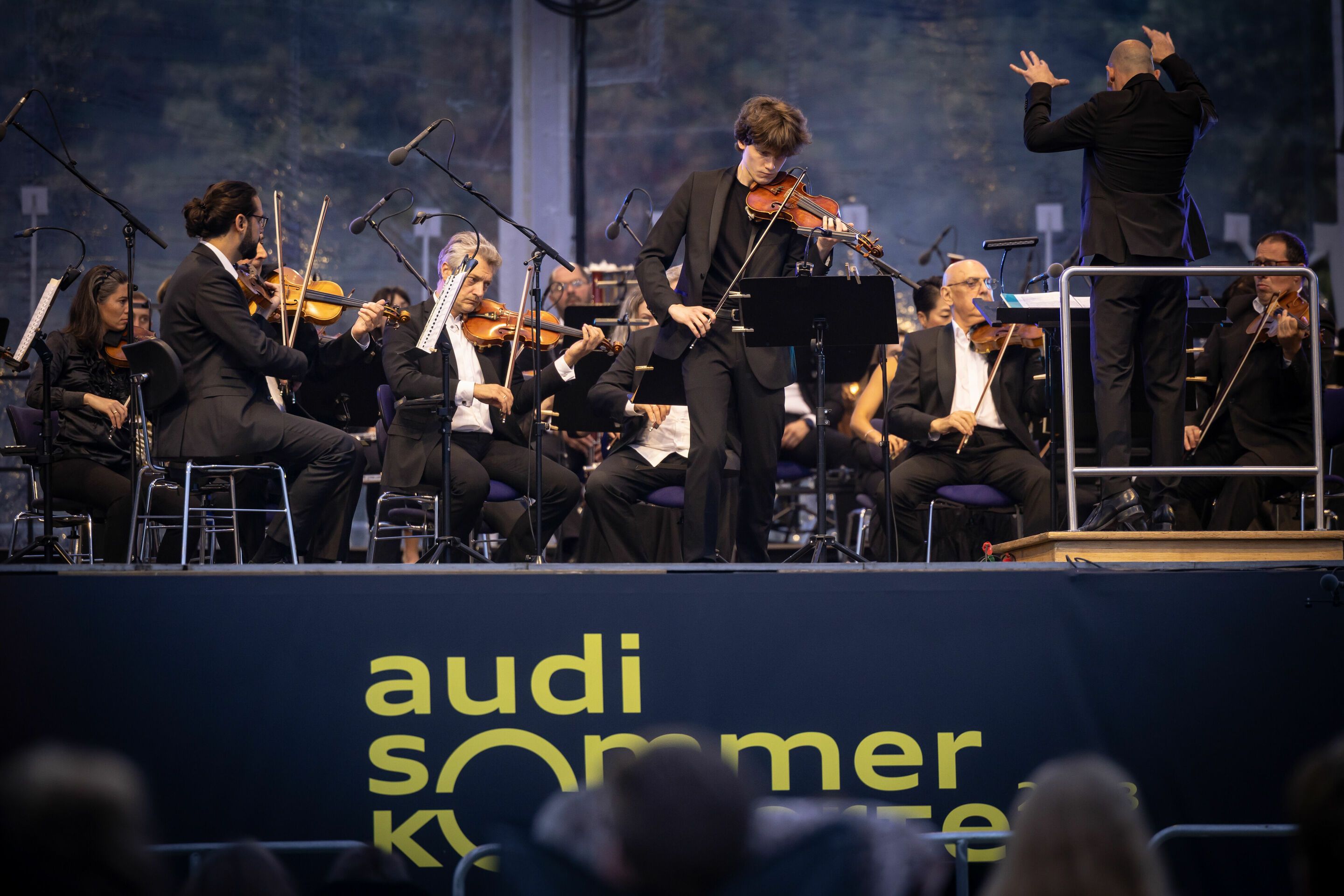 Audi Sommerkonzert 2023 - Daniil Gonobolin und das Georgische Kammerorchester