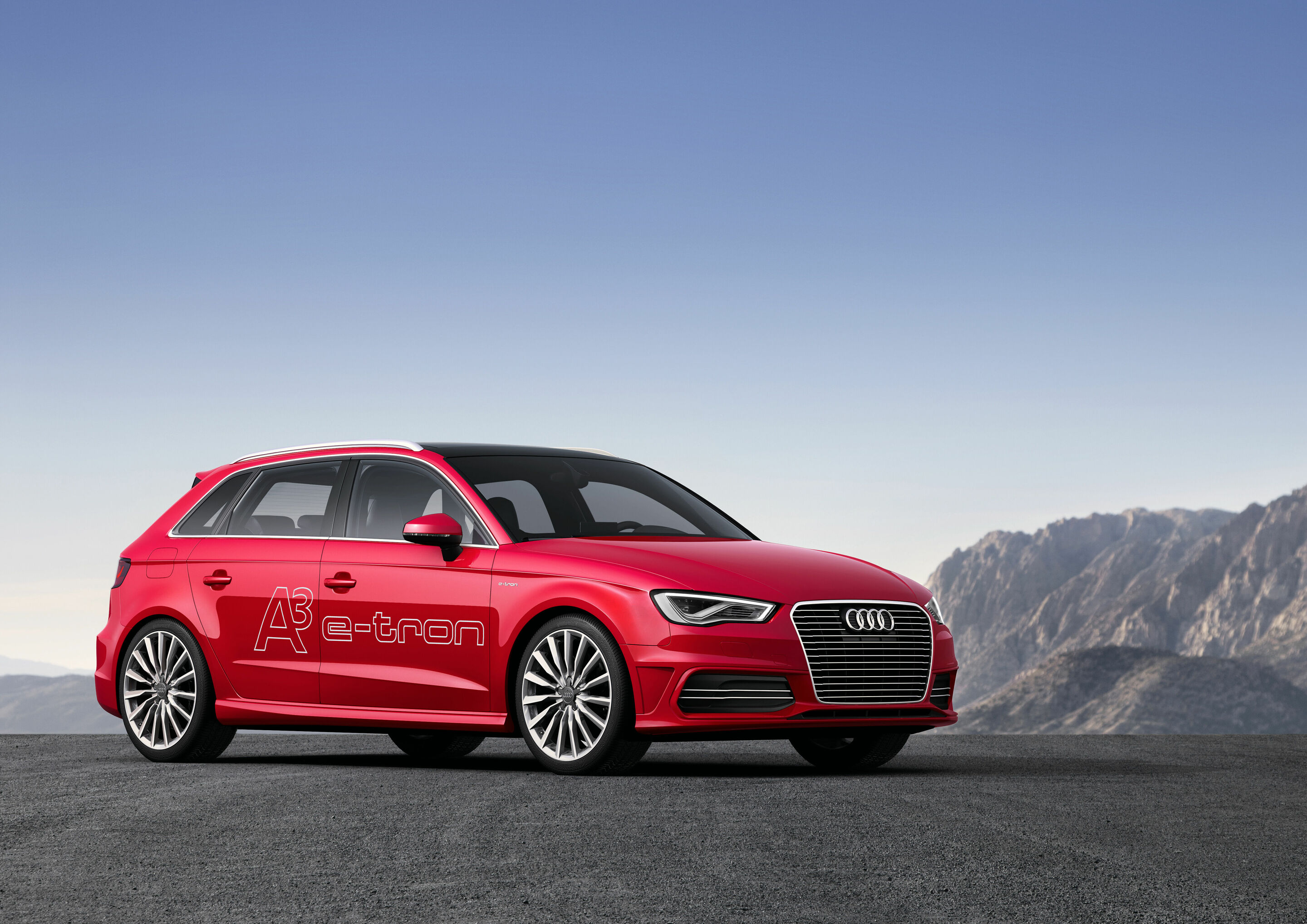 Audi A3 Sportback e-tron - Standaufnahme

Farbe: Misanorot