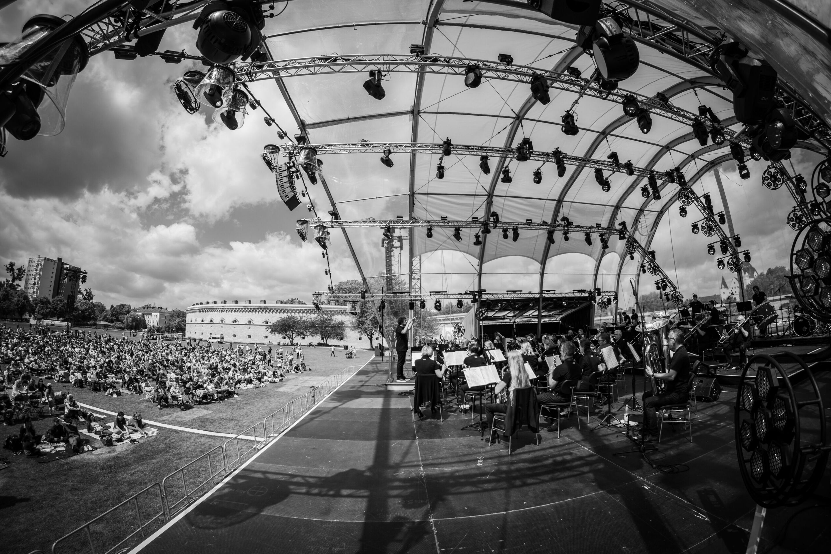 Audi Sommerkonzerte 2023 - The Audi Bläserphilharmonie - From north to south