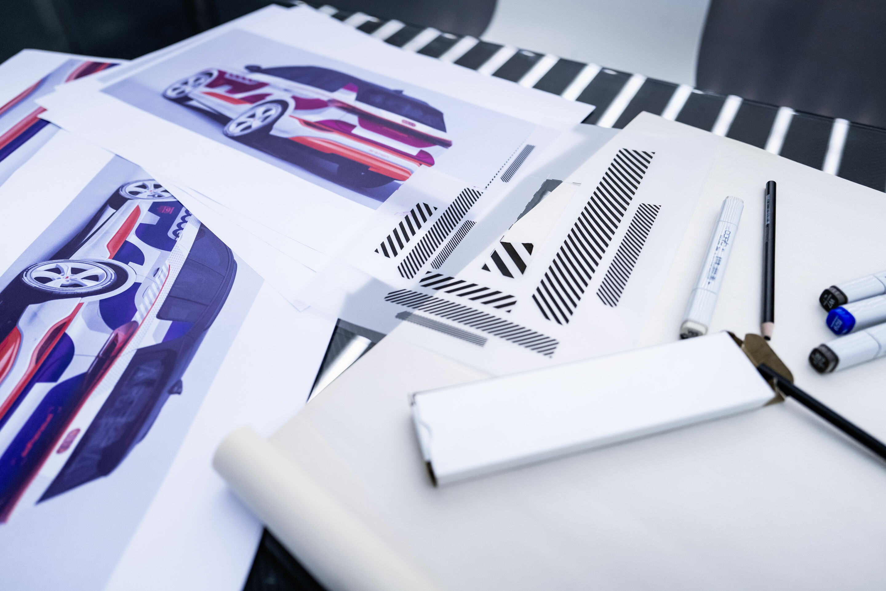 Audi Q6 e-tron Prototyp - Der Audi Q6 e-tron mit digitaler OLED-Technologie der 2. Generation
