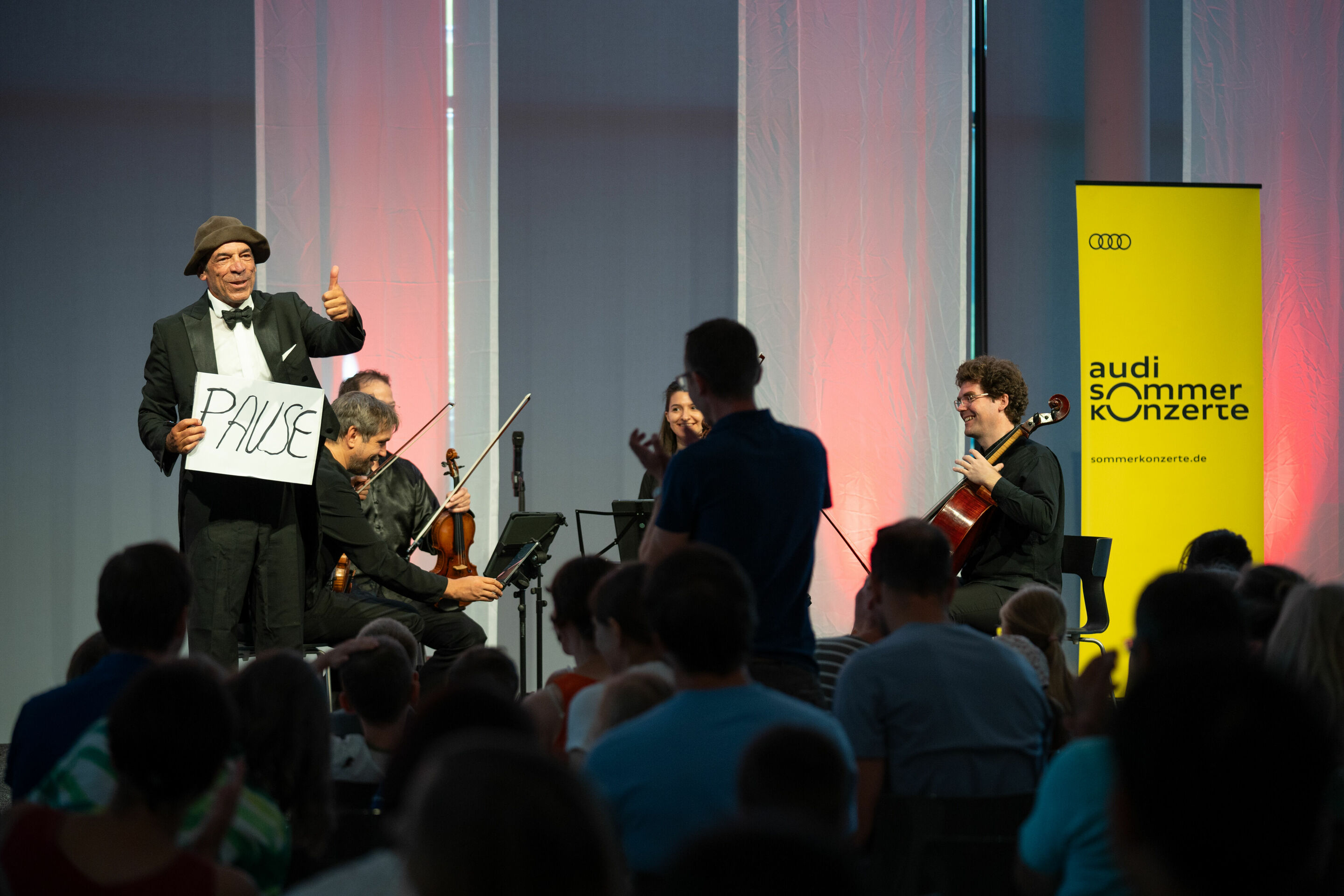 Audi Sommerkonzerte 2023 - Classic with clown - Delian Quartet and Peter Shub