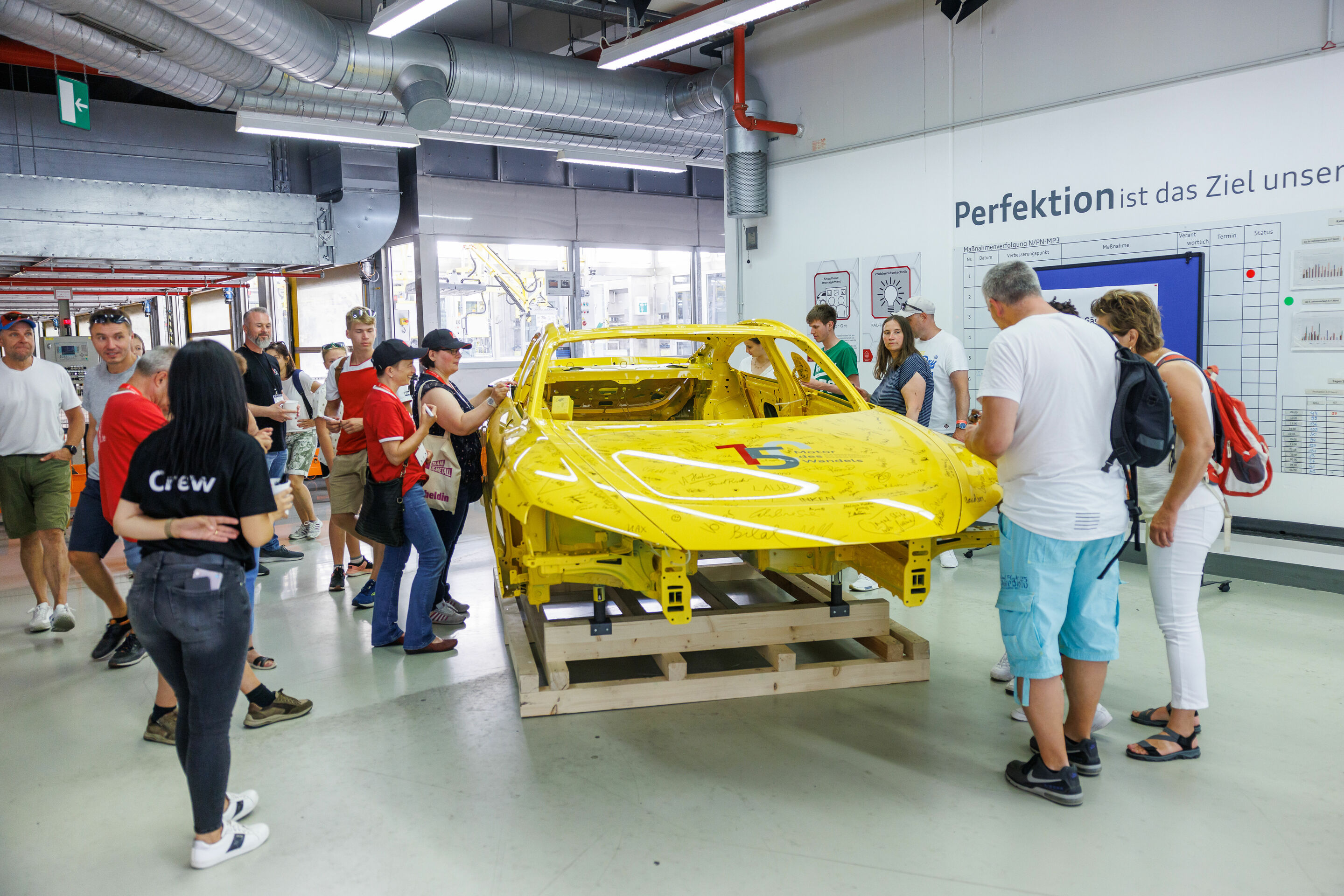 Familientag: Audi Neckarsulm feiert „150 Jahre Motor des Wandels“ - Am 8. Juli 2023 feierten rund 40.000 Menschen beim großen Audi Familientag am Standort Neckarsulm 150 Jahre Firmengeschichte. Im Werk Neckarsulm und in den Böllinger Höfen in Heilbronn...
