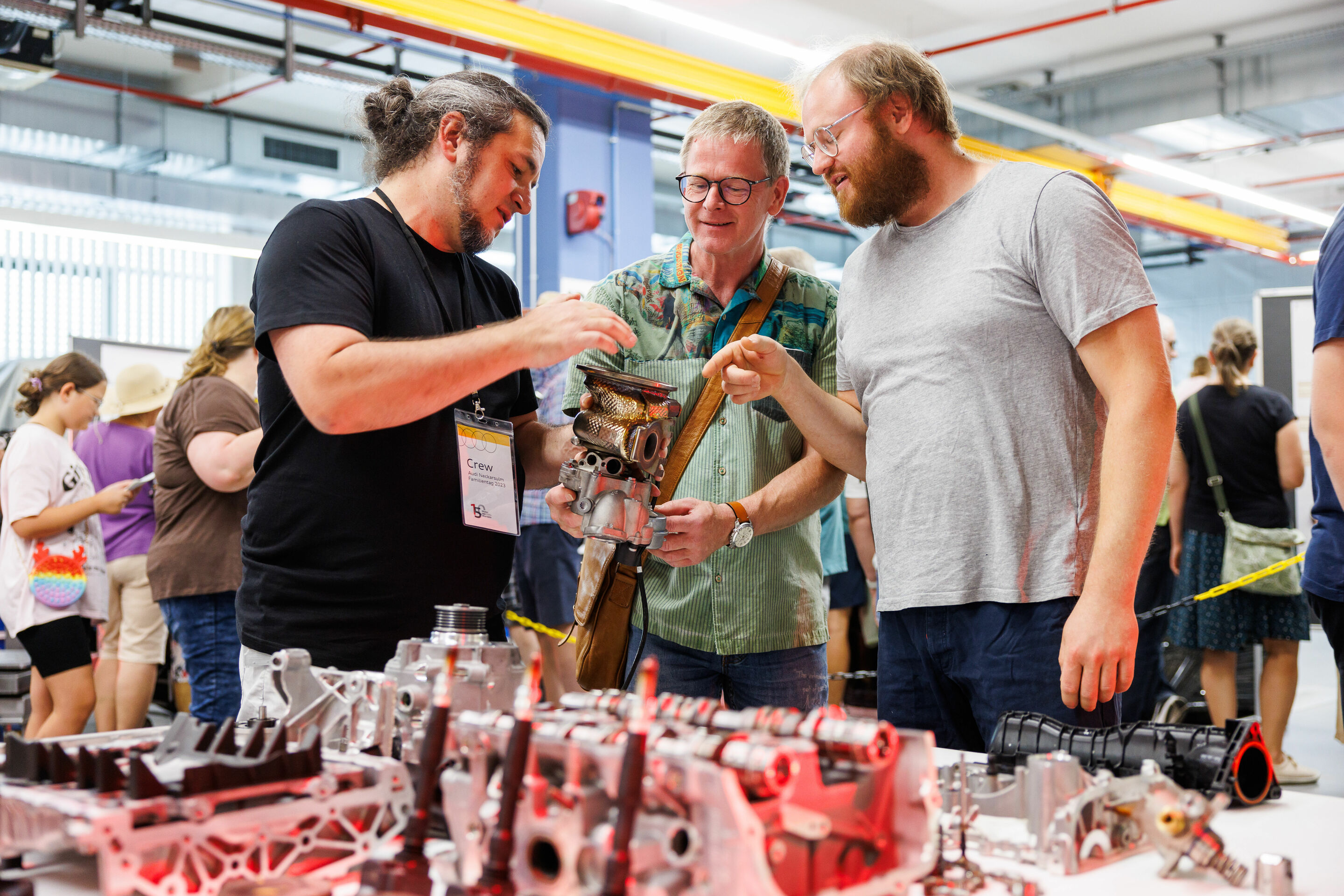 Familientag: Audi Neckarsulm feiert „150 Jahre Motor des Wandels“ - Am 8. Juli 2023 feierten rund 40.000 Menschen beim großen Audi Familientag am Standort Neckarsulm 150 Jahre Firmengeschichte. Im Werk Neckarsulm und in den Böllinger Höfen in Heilbronn...