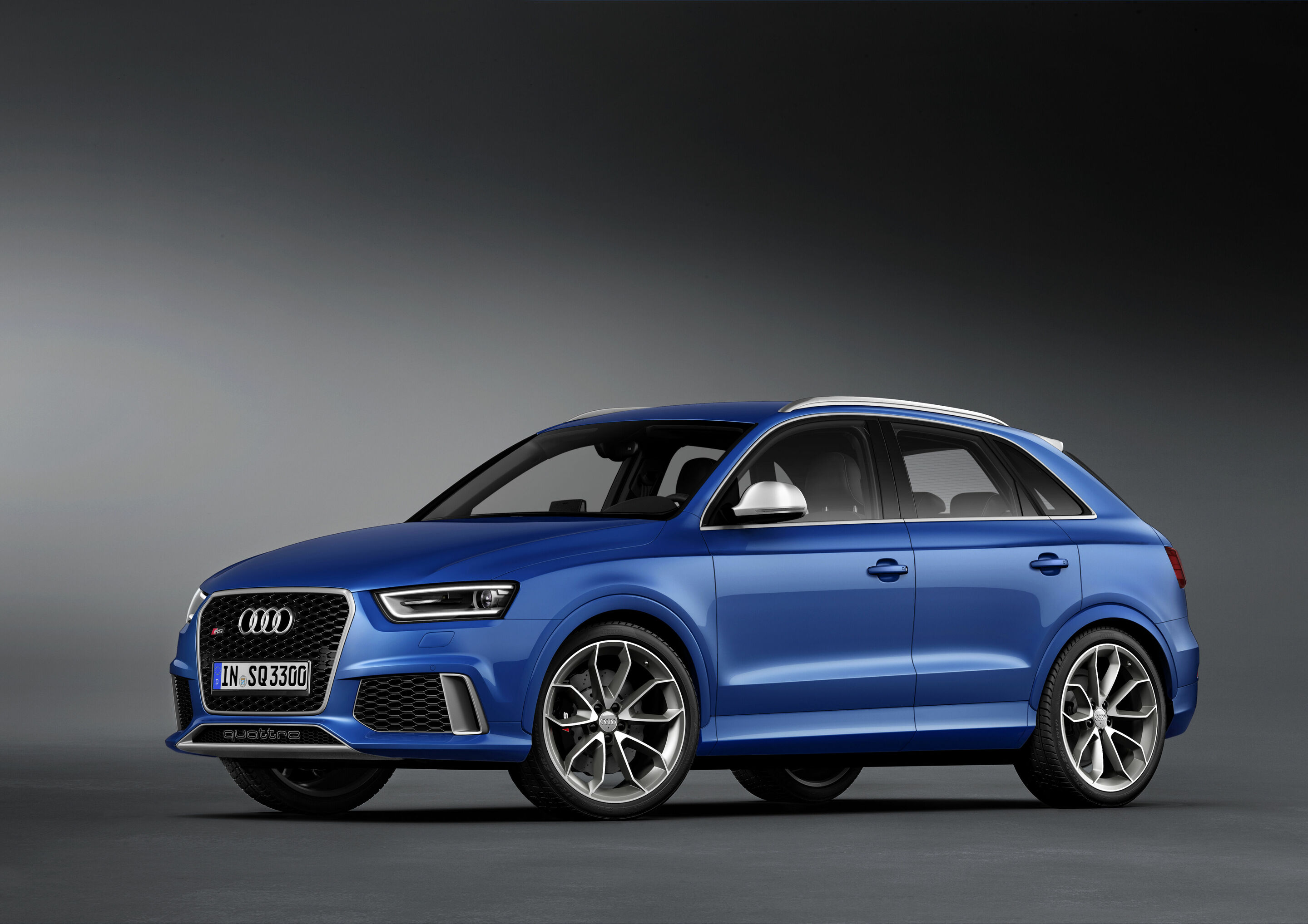 Audi RS Q3 - Standaufnahme

Farbe: Arablau Kristalleffekt