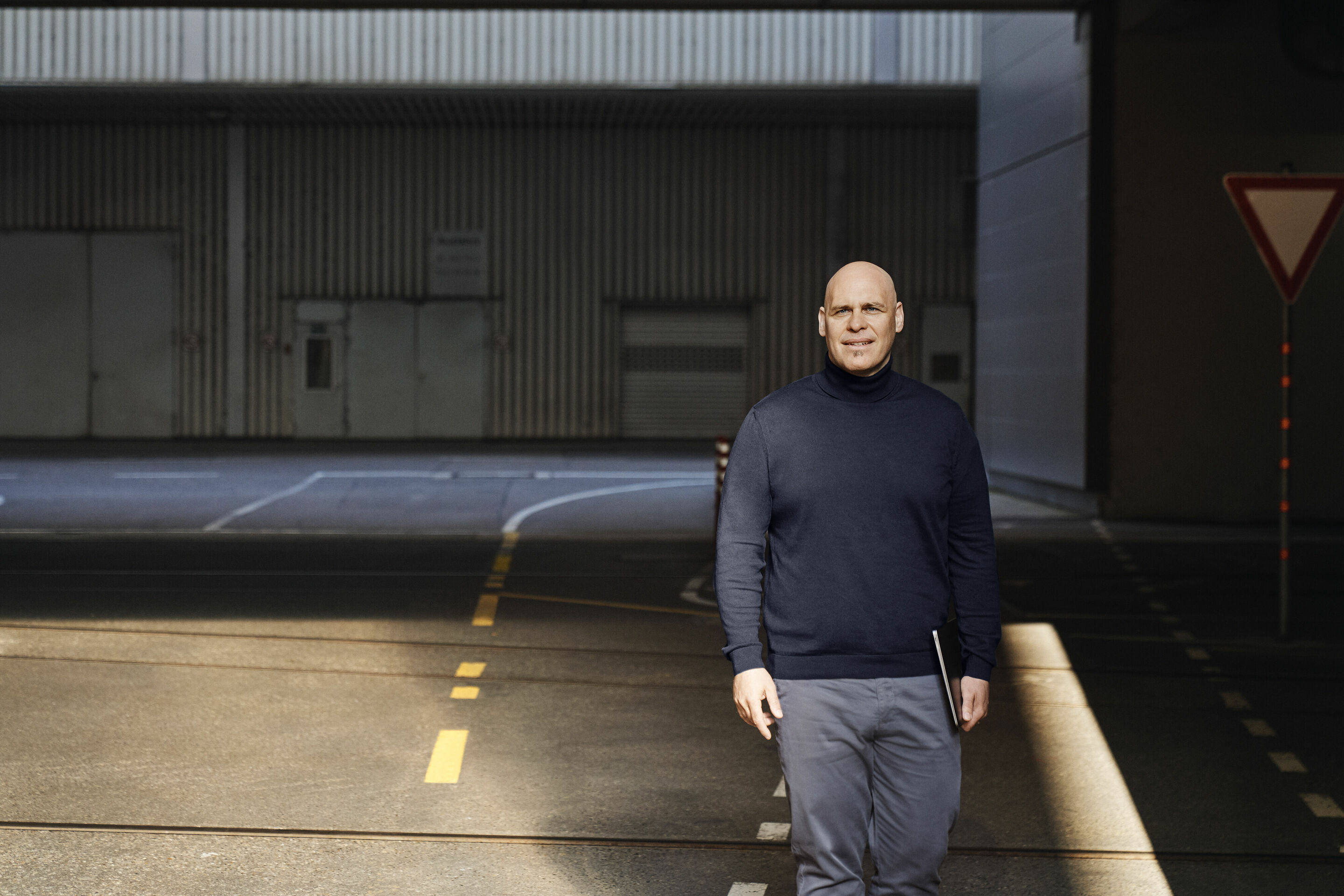 #WorkingInProgress - Sebastian works as Head of Delivery Management Digitalization for Production. He represents the fascinating transformation of the Audi brand from an automaker to a tech company.
