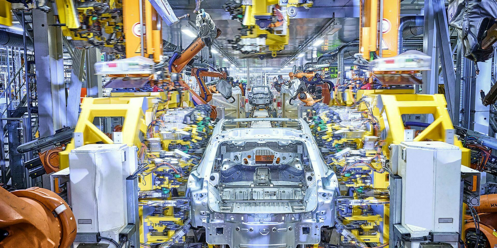 Produktion und Logistik - Produktion des neuen Audi Q4 im VW Werk Sachsen