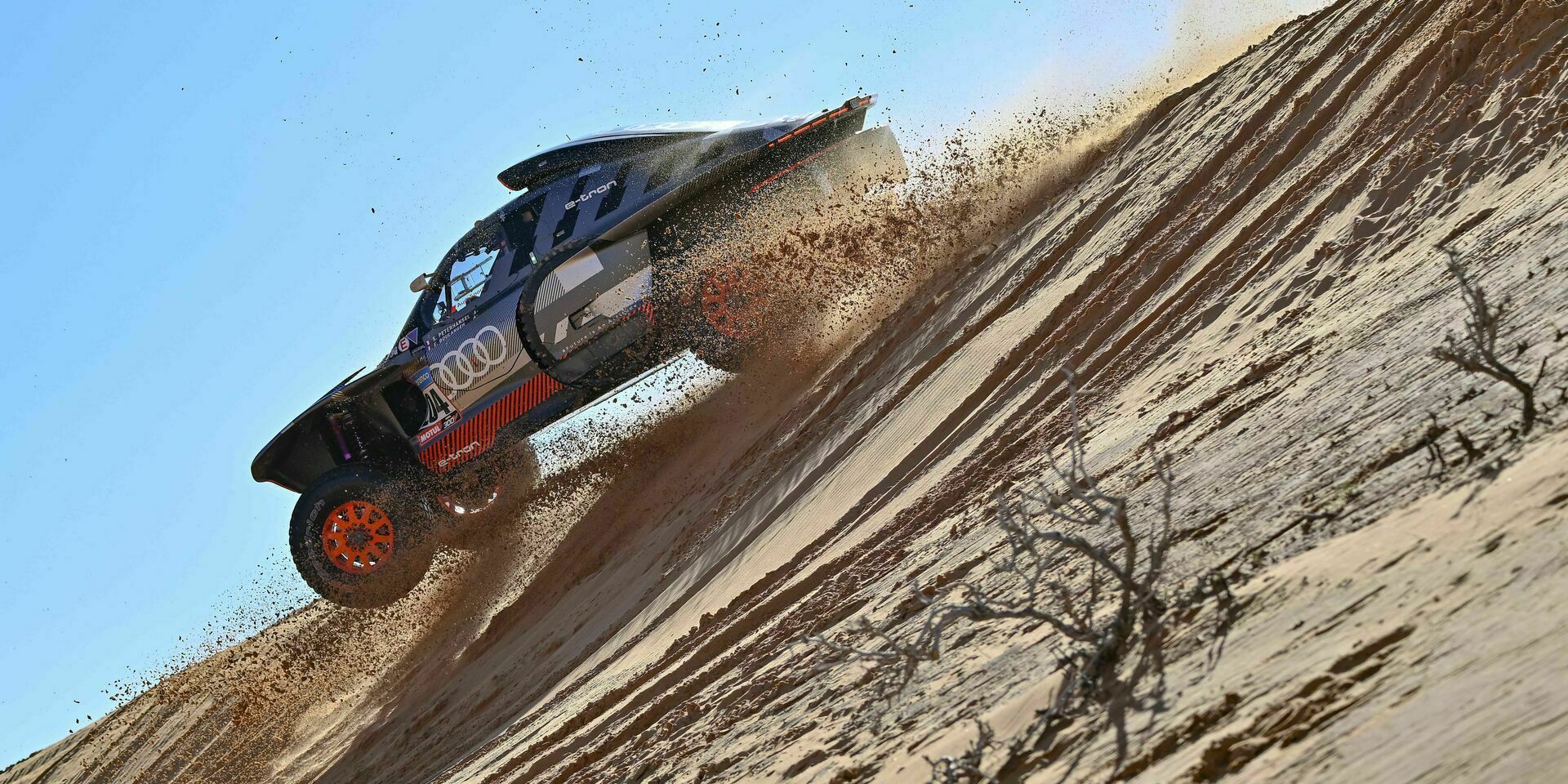 00001257 - 204 PETERHANSEL Stéphane (fra), BOULANGER Edouard (fra), Team Audi Sport, Audi RS Q e-tron E2, Auto, action during the Stage 5 of the Dakar 2023 around Haïl, on January 5th, 2023 in Haïl, Saudi Arabia - Photo Gigi Soldano / DPPI