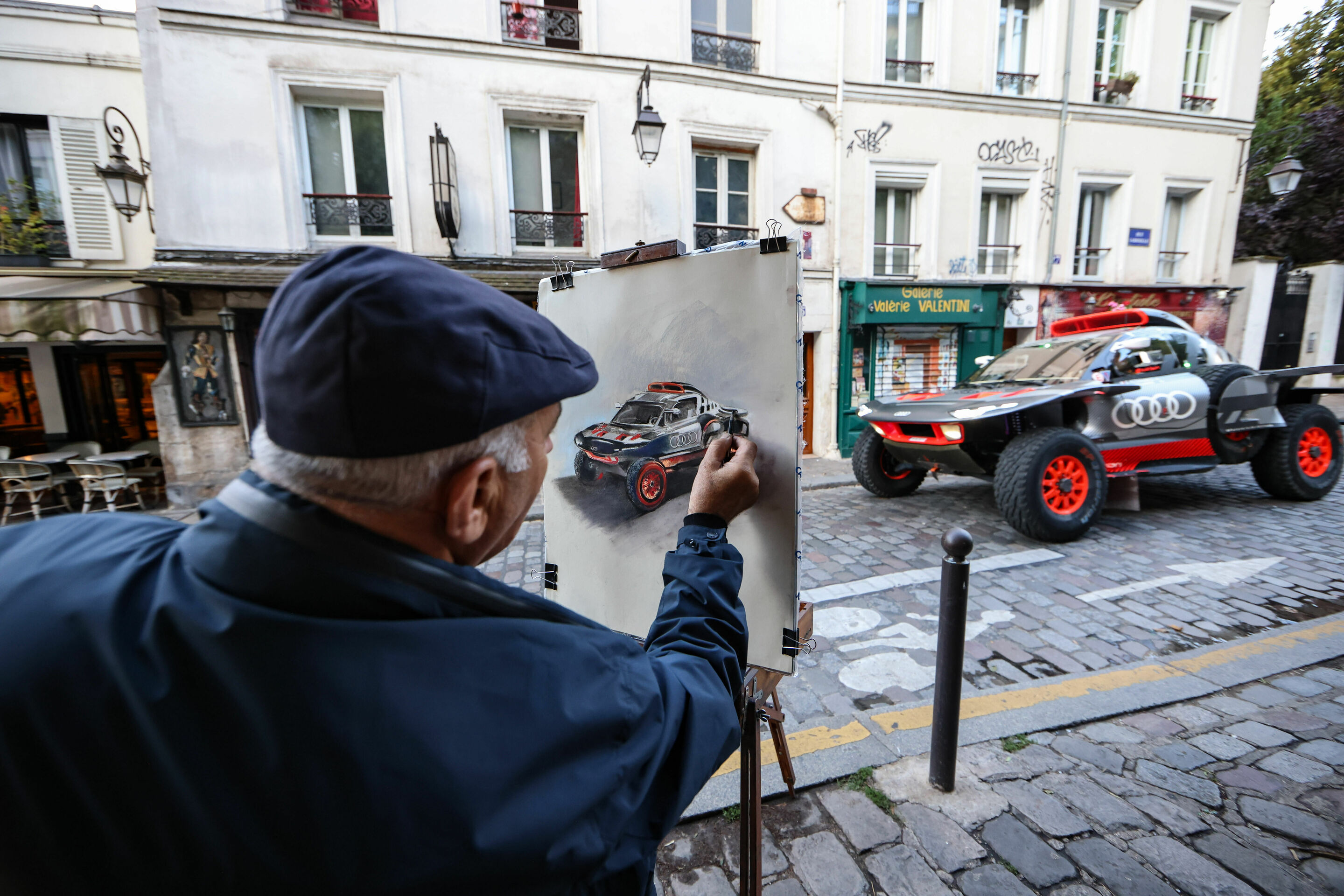 #DakarCityTour 2023: Paris - Audi RS Q e-tron (Team Audi Sport), Stéphane Peterhansel/Edouard Boulanger