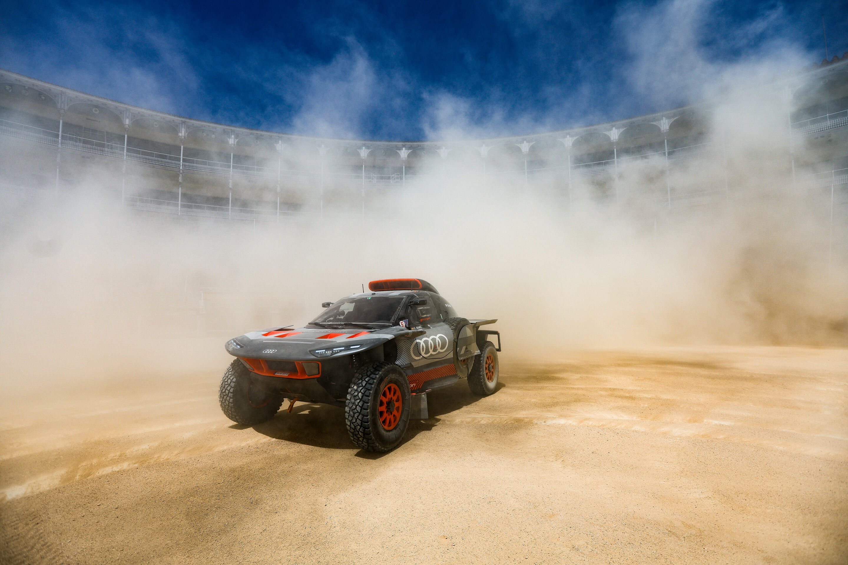 #DakarCityTour 2023: Madrid - Audi RS Q e-tron (Team Audi Sport), Carlos Sainz/Lucas Cruz