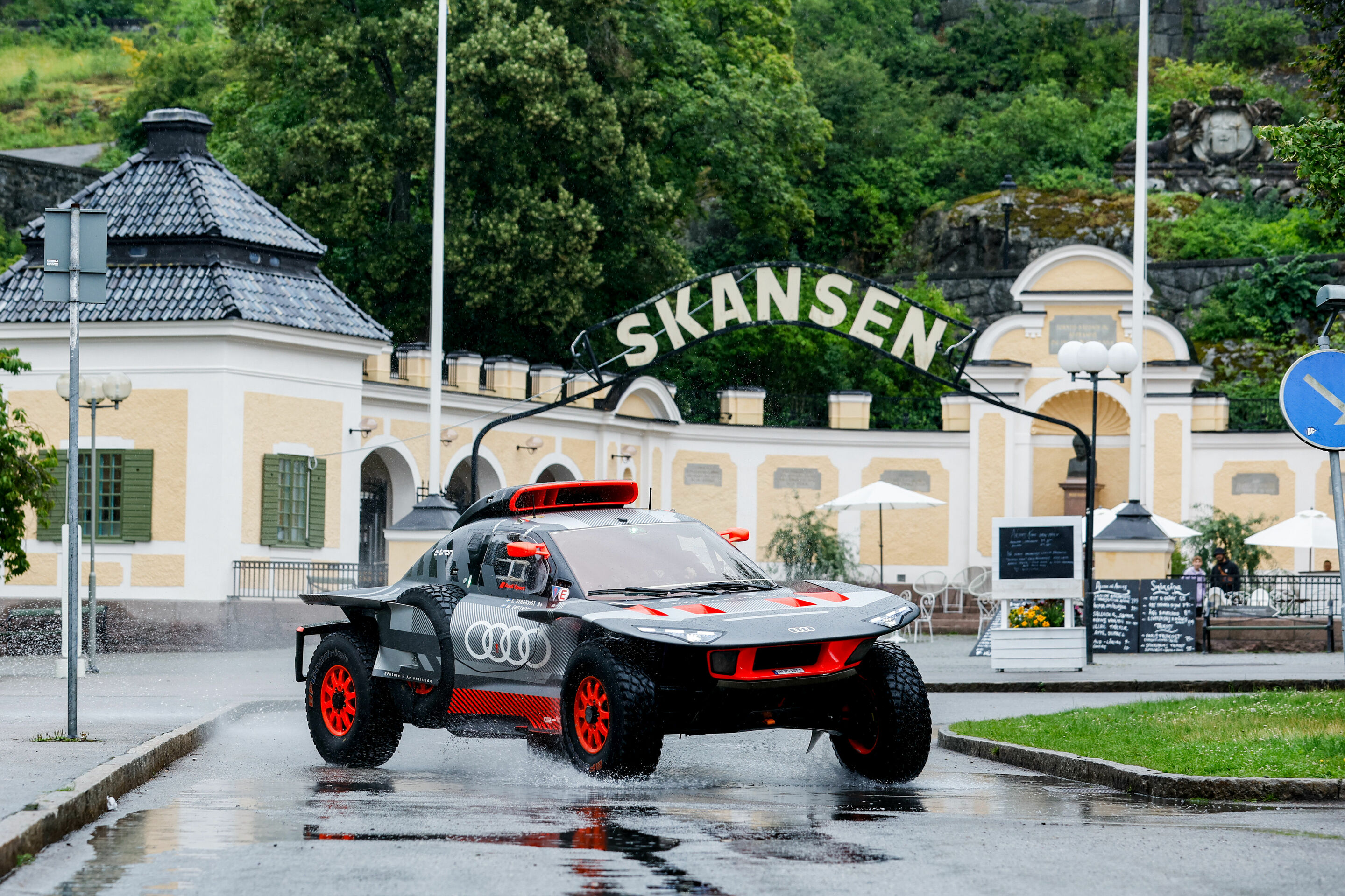 #DakarCityTour 2023: Stockholm - Audi RS Q e-tron (Team Audi Sport), Mattias Ekström/Emil Bergkvist