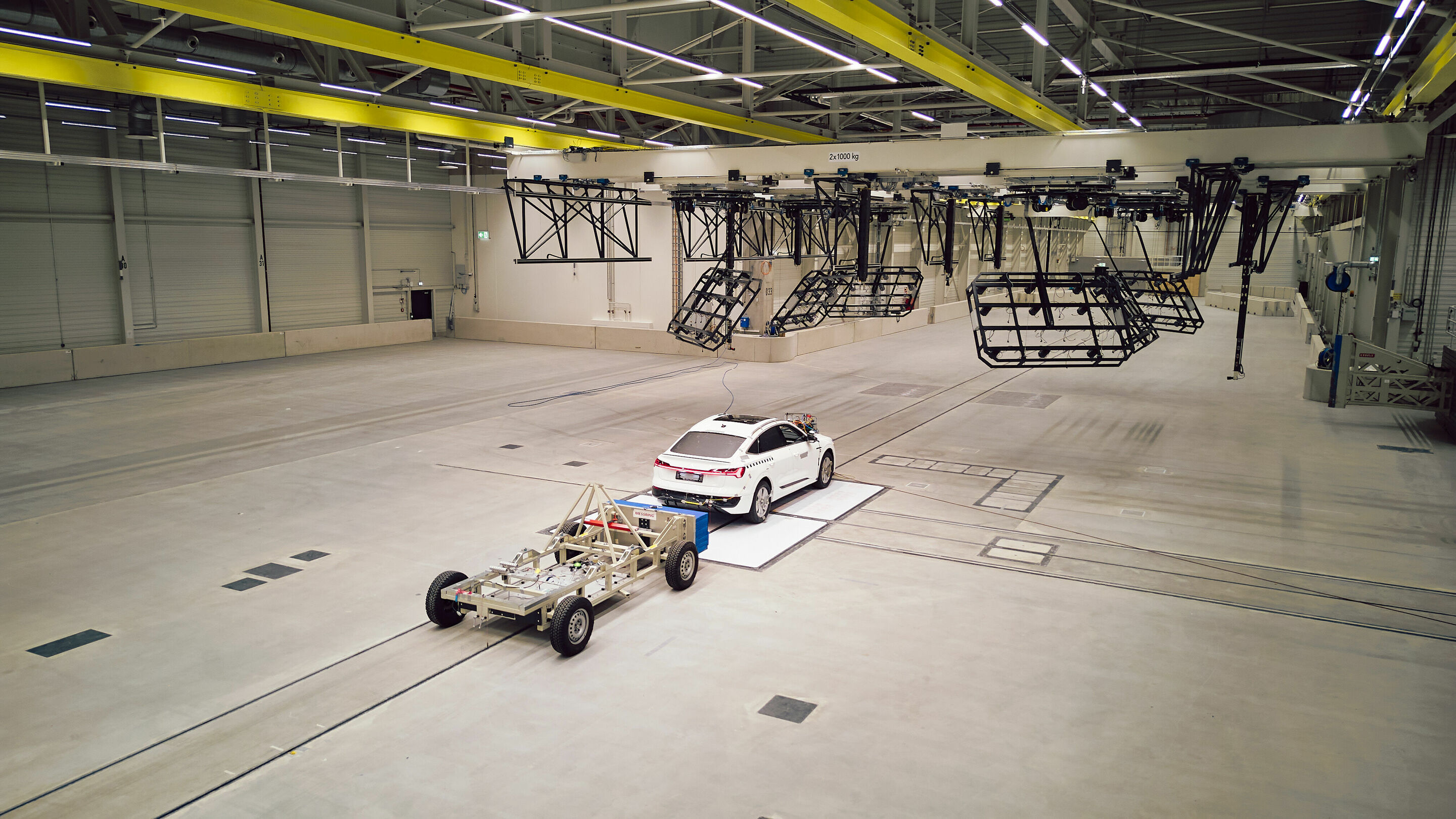 Audi opens new Vehicle Safety Center - The crash arena at the Vehicle Safety Center is a pillar-free space of 50 by 50 meters.