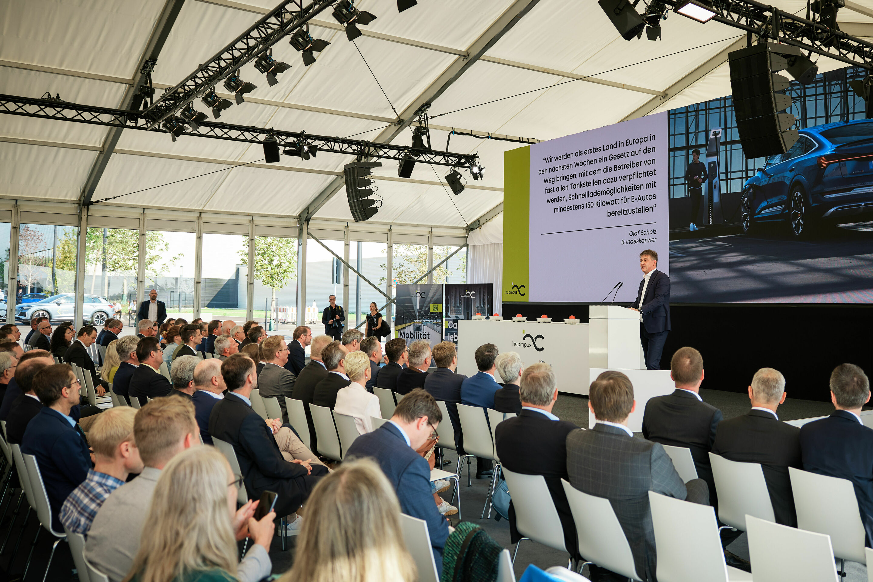 incampus in Ingolstadt eröffnet: neuer Boden für Ideen - Gernot Döllner, Vorstandsvorsitzender der AUDI AG