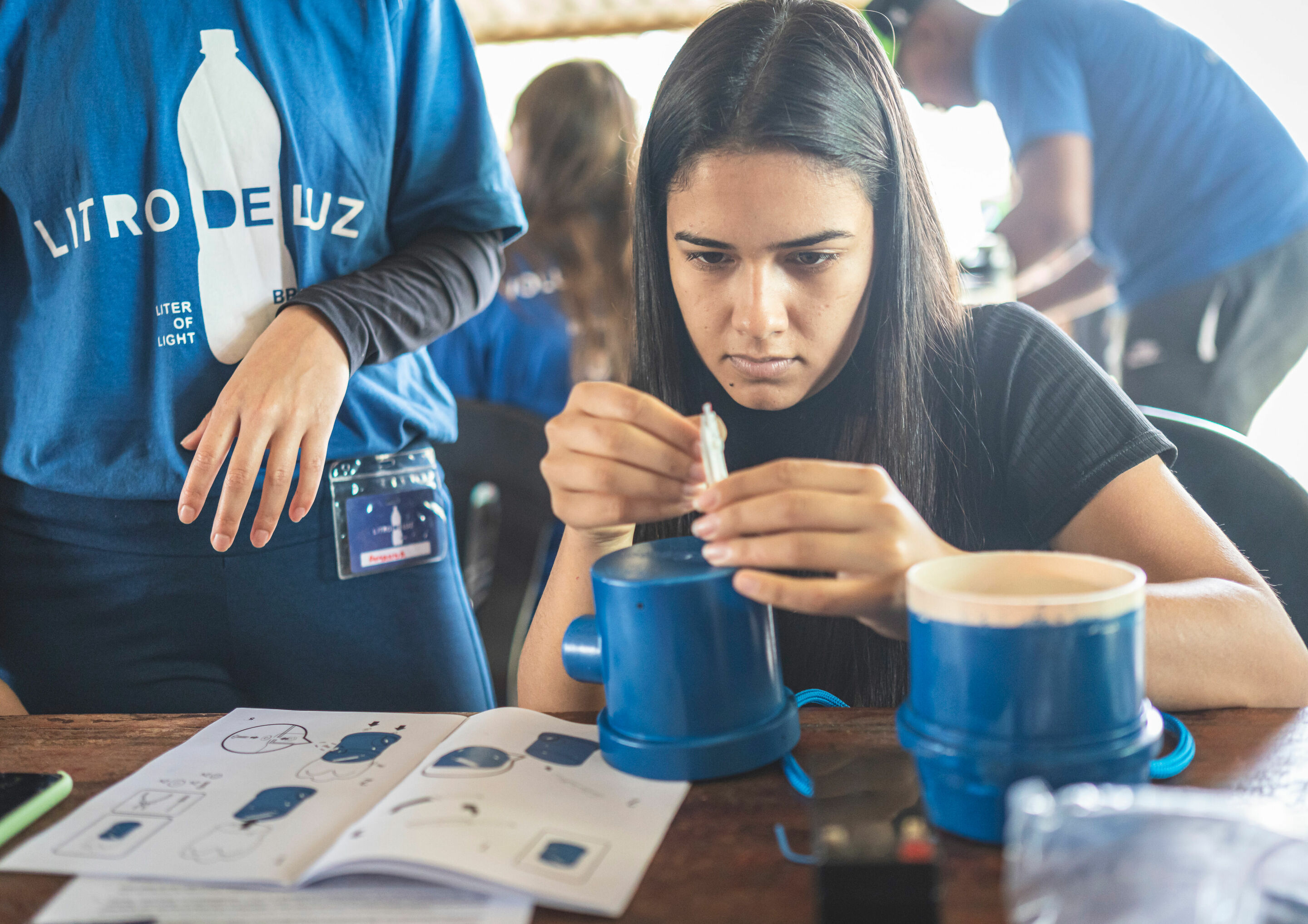 Audi at the One Young World Summit - Audi, Audi do Brasil, the Audi Environmental Foundation and Litro de Luz are installing lampposts and solar lamps in village communities on the southern coast of the state of São Paulo.