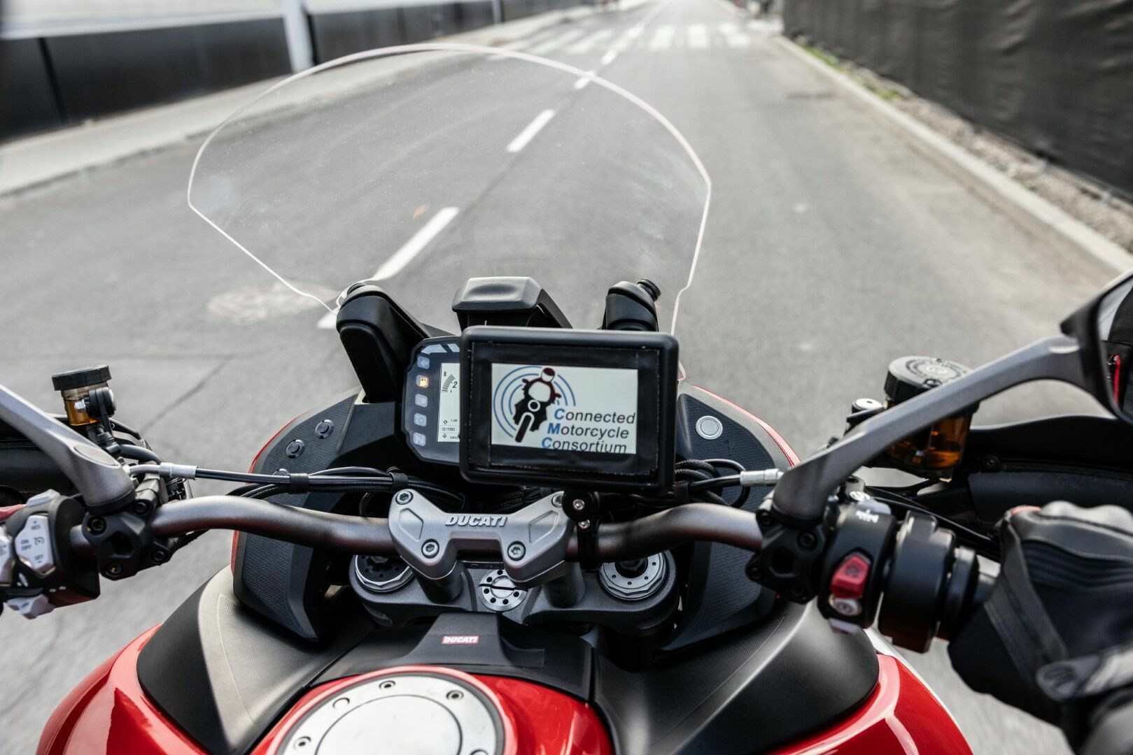 Connected Motorcycle Consortium - Ducati confirms its commitment to road safety at the Connected Motorcycle Consortium event