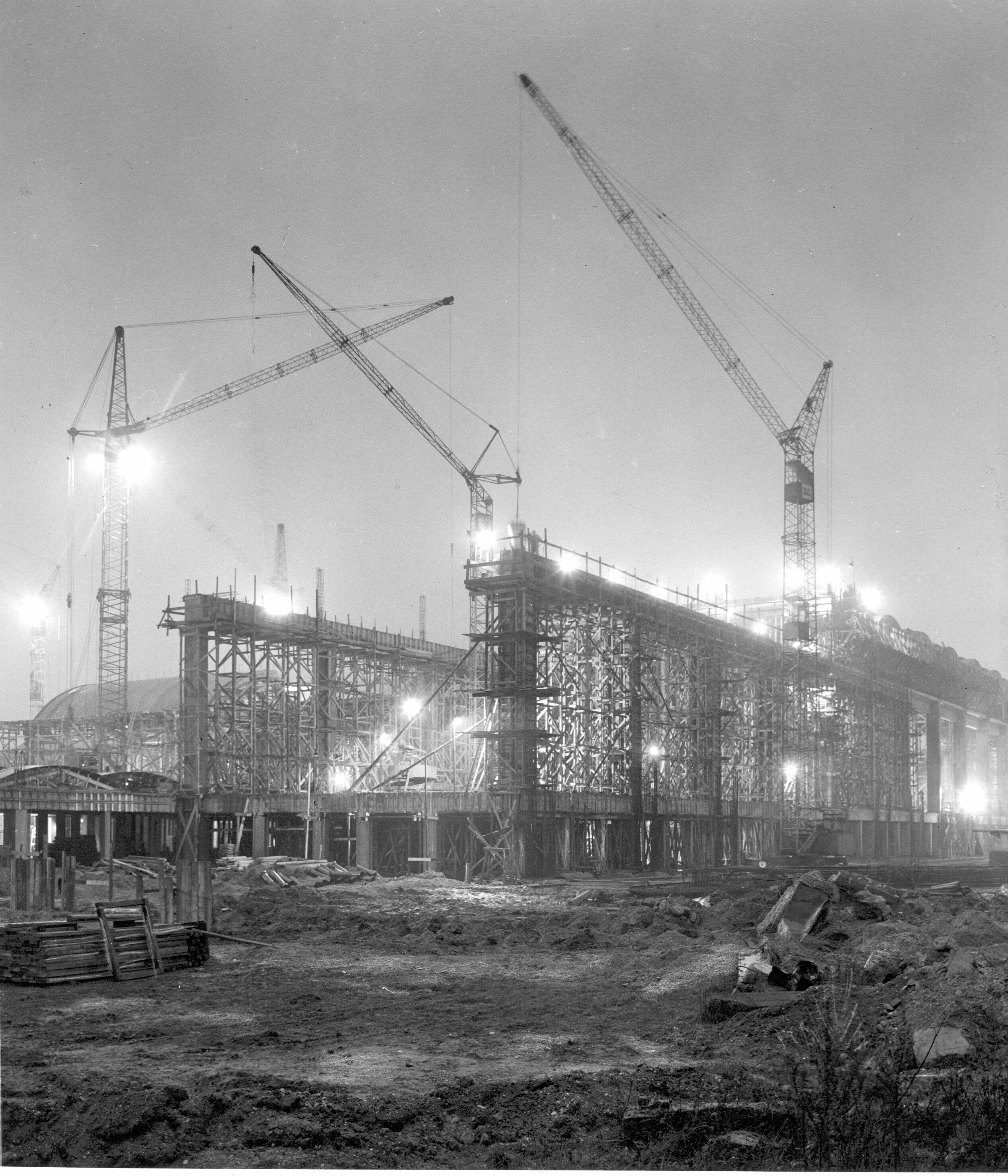 Lecture at the Audi museum mobile: The history of the Auto Union plant - The Auto Union plant on Ettinger Strasse in Ingolstadt under construction.