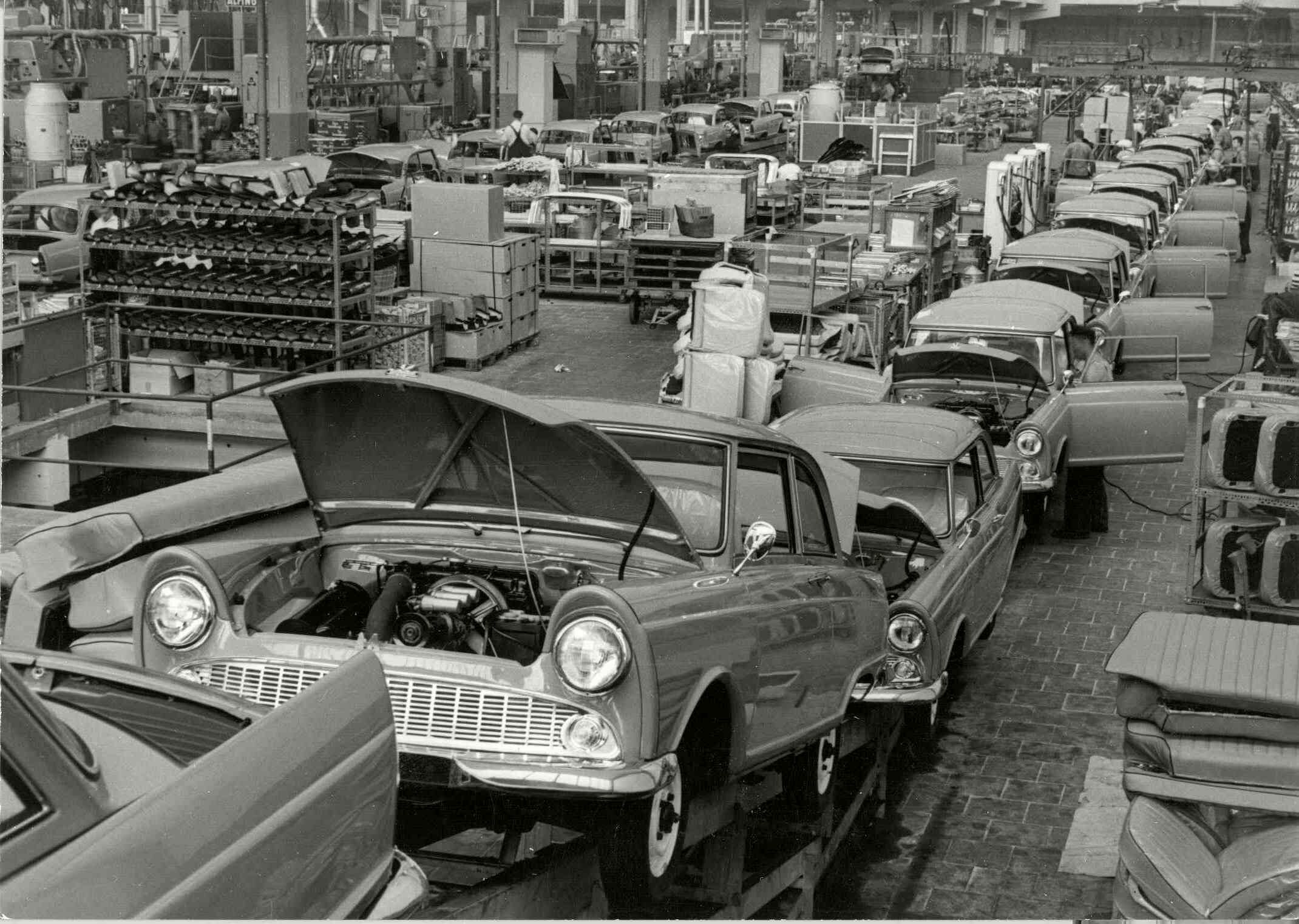 Lecture at the Audi museum mobile: The history of the Auto Union plant - The plant on Ettinger Strasse in Ingolstadt was structurally complete by the end of 1958, with production of the DKW Junior beginning in the summer of 1959.