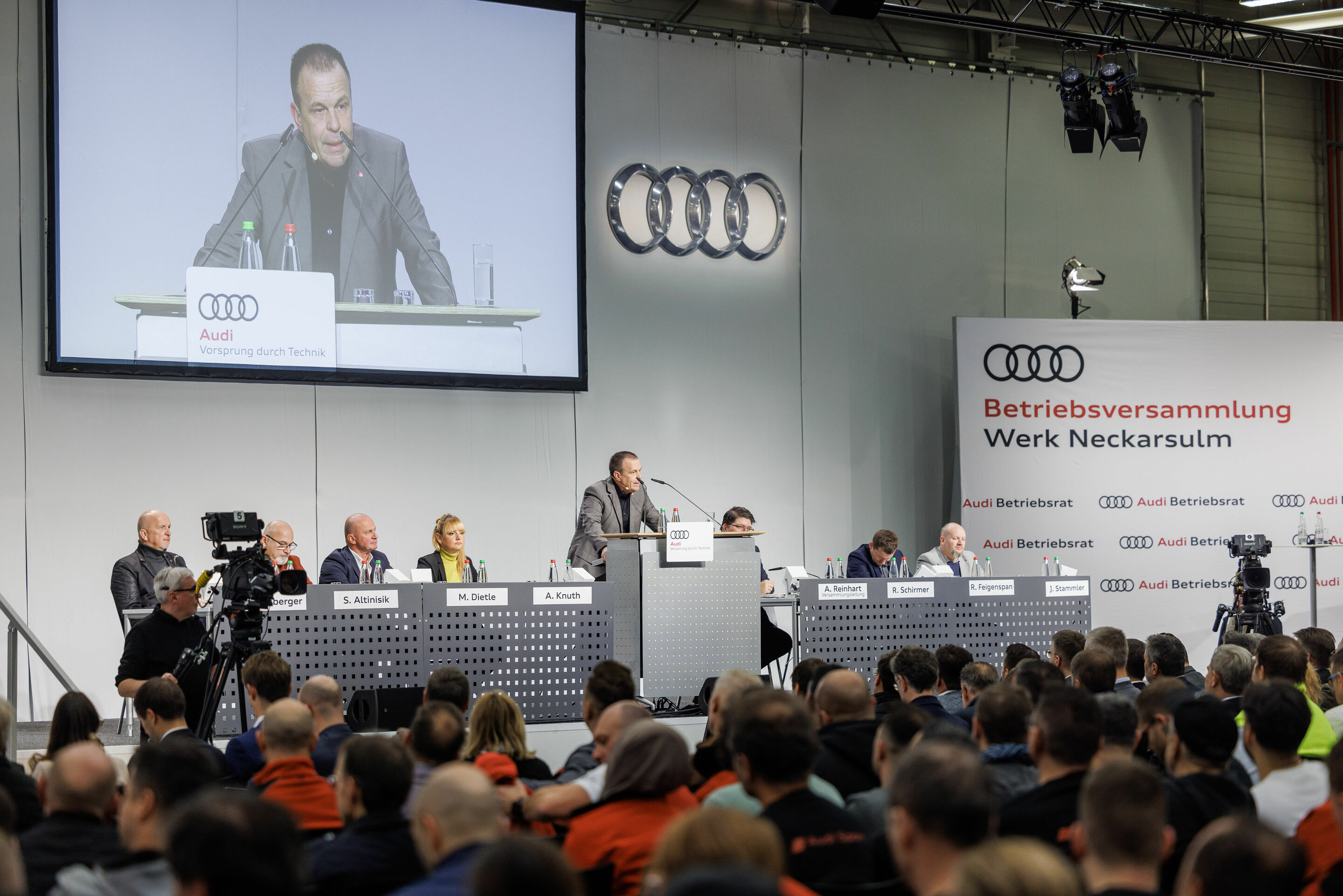 Betriebsversammlung Neckarsulm - Betriebsversammlung bei Audi in Neckarsulm