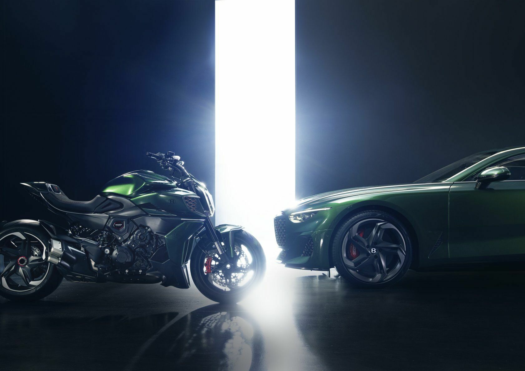 Ducati Diavel for Bentley - Exclusivity, performance and craftsmanship in a true two-wheeled work of art