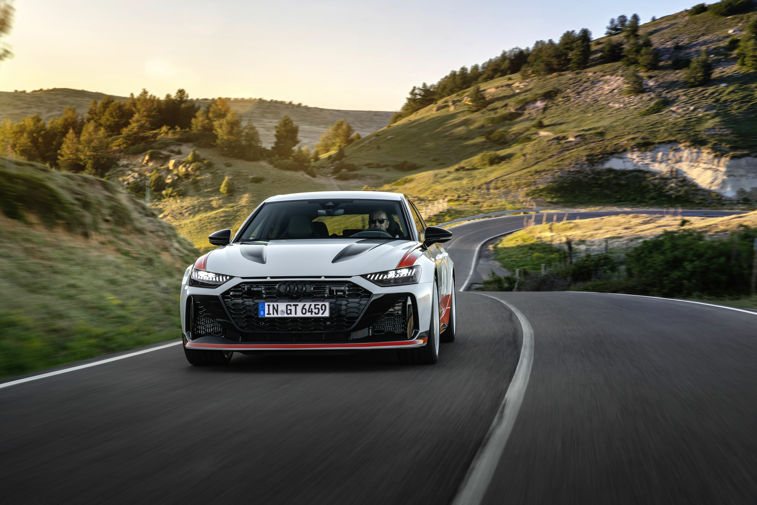 Audi RS 6 Avant GT - Dynamic photo