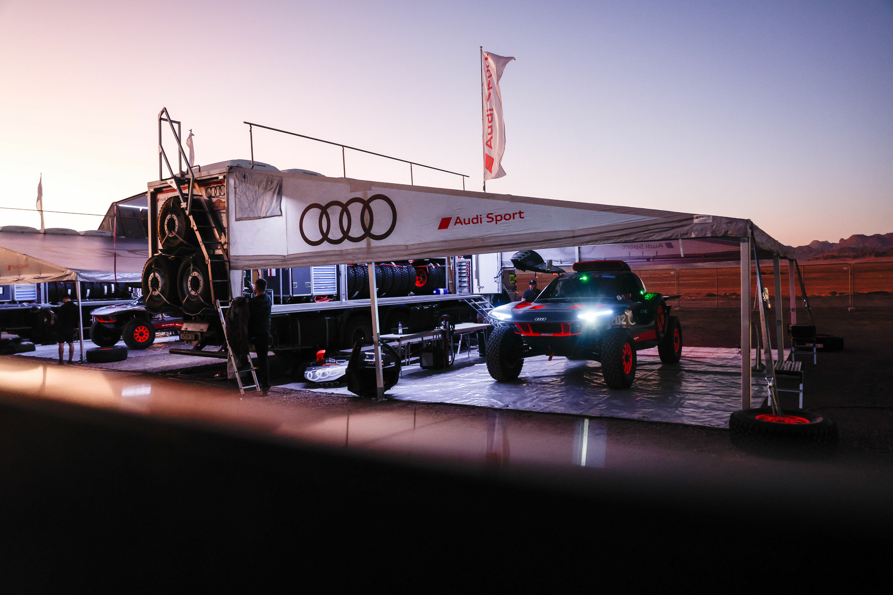 Rallye Dakar 2024 - Audi RS Q e-tron #202 (Team Audi Sport), Stéphane Peterhansel/Edouard Boulanger