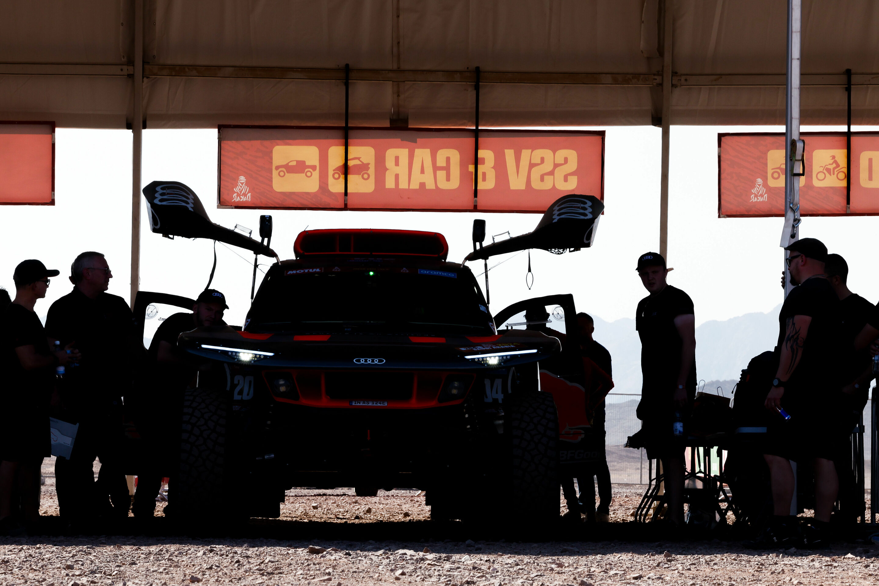 Rallye Dakar 2024 - Audi RS Q e-tron #204 (Team Audi Sport), Carlos Sainz/Lucas Cruz