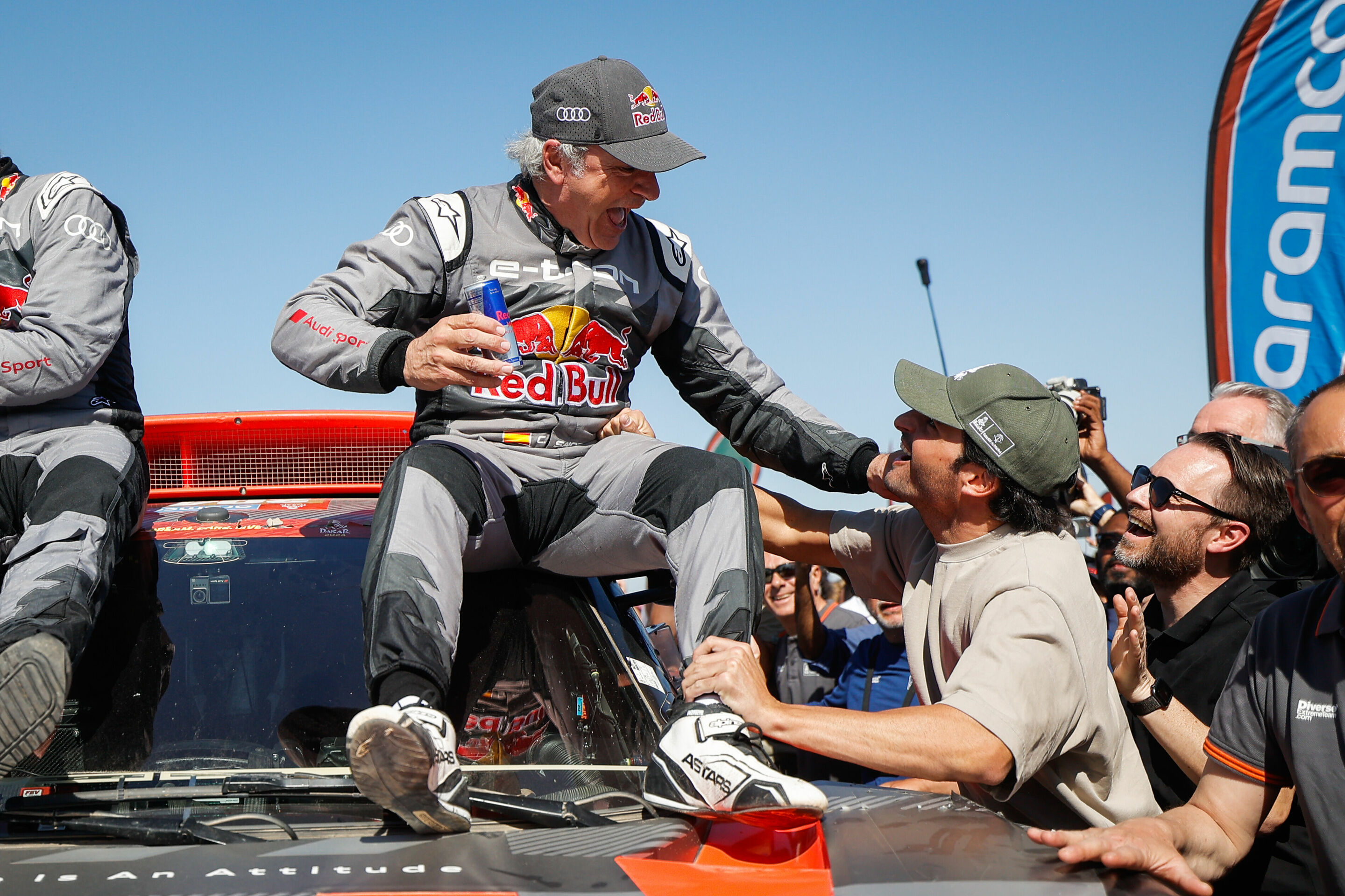 Rallye Dakar 2024 - Carlos Sainz, Carlos Sainz jr., Rolf Michl
