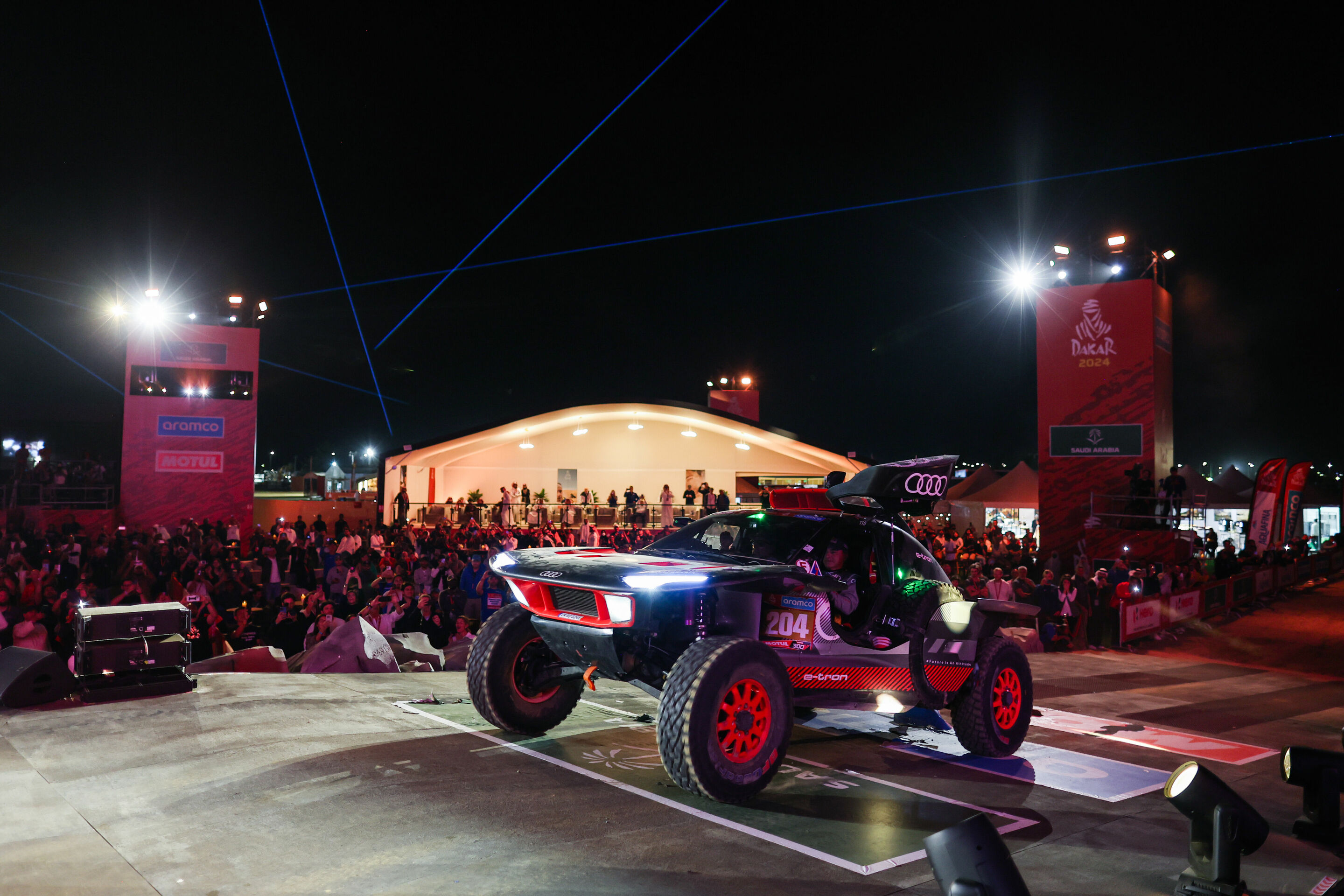 Dakar Rally 2024 - Audi RS Q e-tron #204 (Team Audi Sport), Carlos Sainz/Lucas Cruz