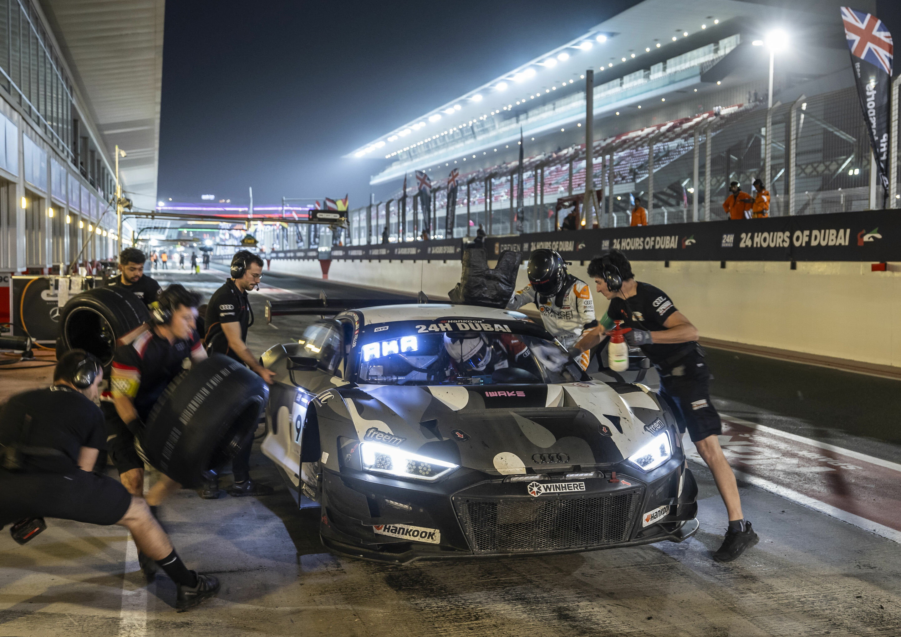 24h Dubai 2024 - Audi R8 LMS #99 (Attempto Racing), Alex Aka/Ricardo Feller/Dylan Pereira/Sergej Titarenko/Andrej Mukovoz