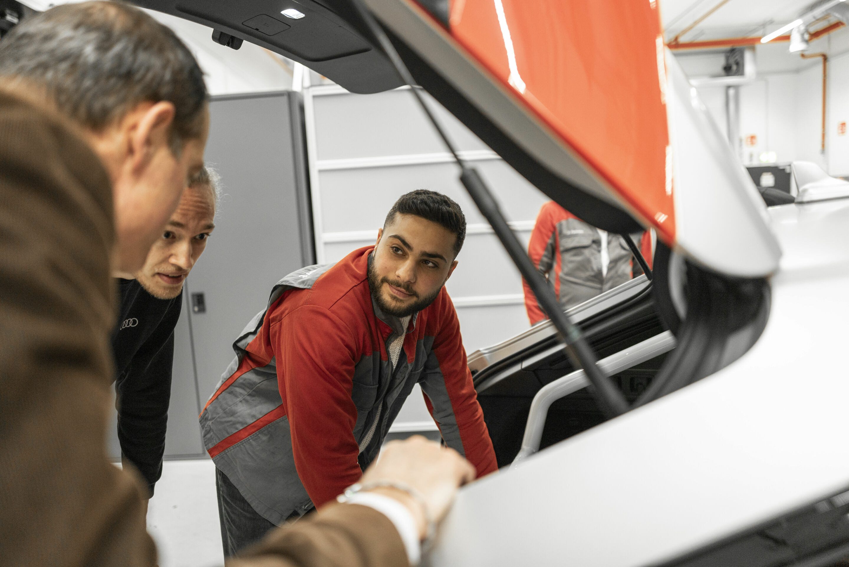 Audi RS 6 Avant GT - Moumen Hallak (right) and Jonathan Trinkner inspect the trunk of the new RS 6 Avant GT.