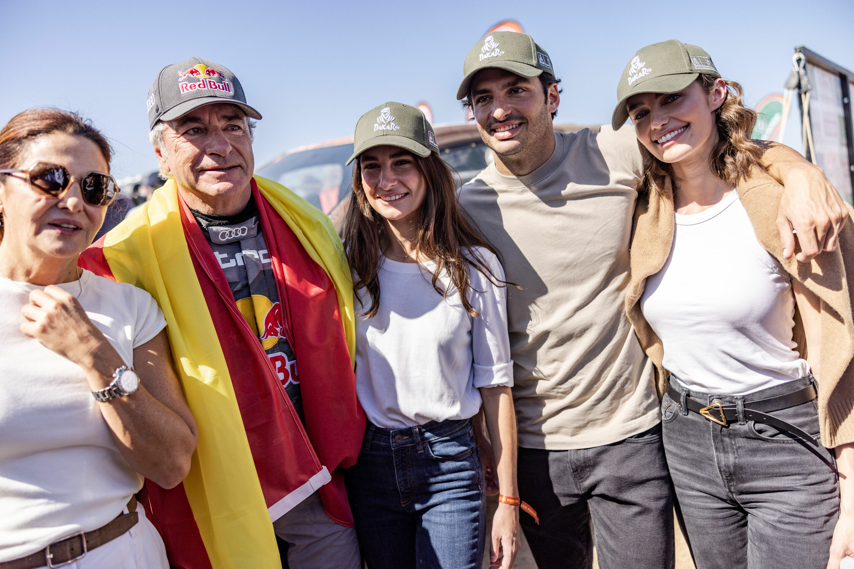 Rallye Dakar 2024 - Carlos Sainz mit seiner Familie bei der Rallye Dakar 2024