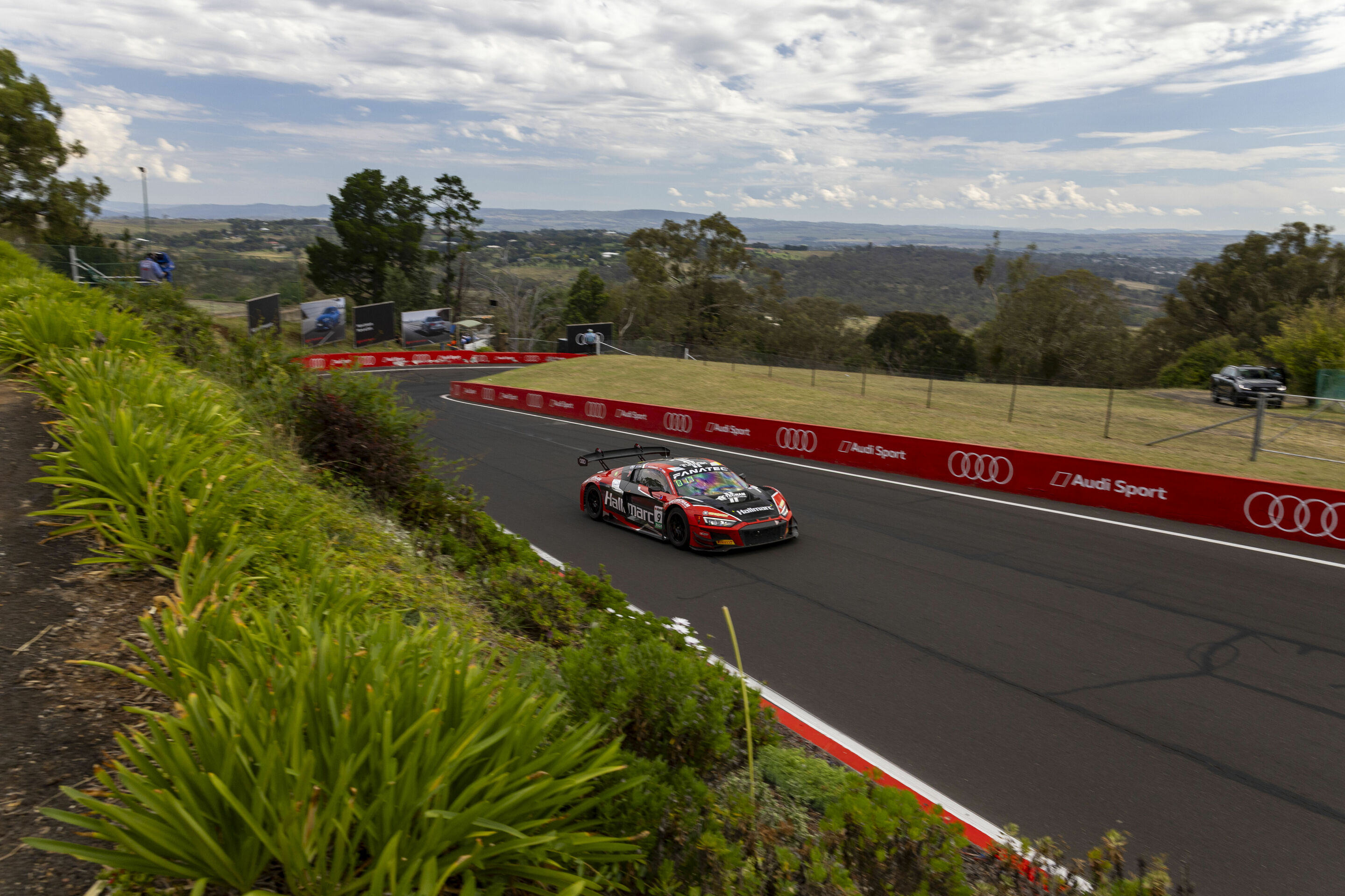 12h Bathurst 2024 - Audi R8 LMS #9 (Hallmarc Team MPC), Marc Cini/Dean Fiore/Lee Holdsworth