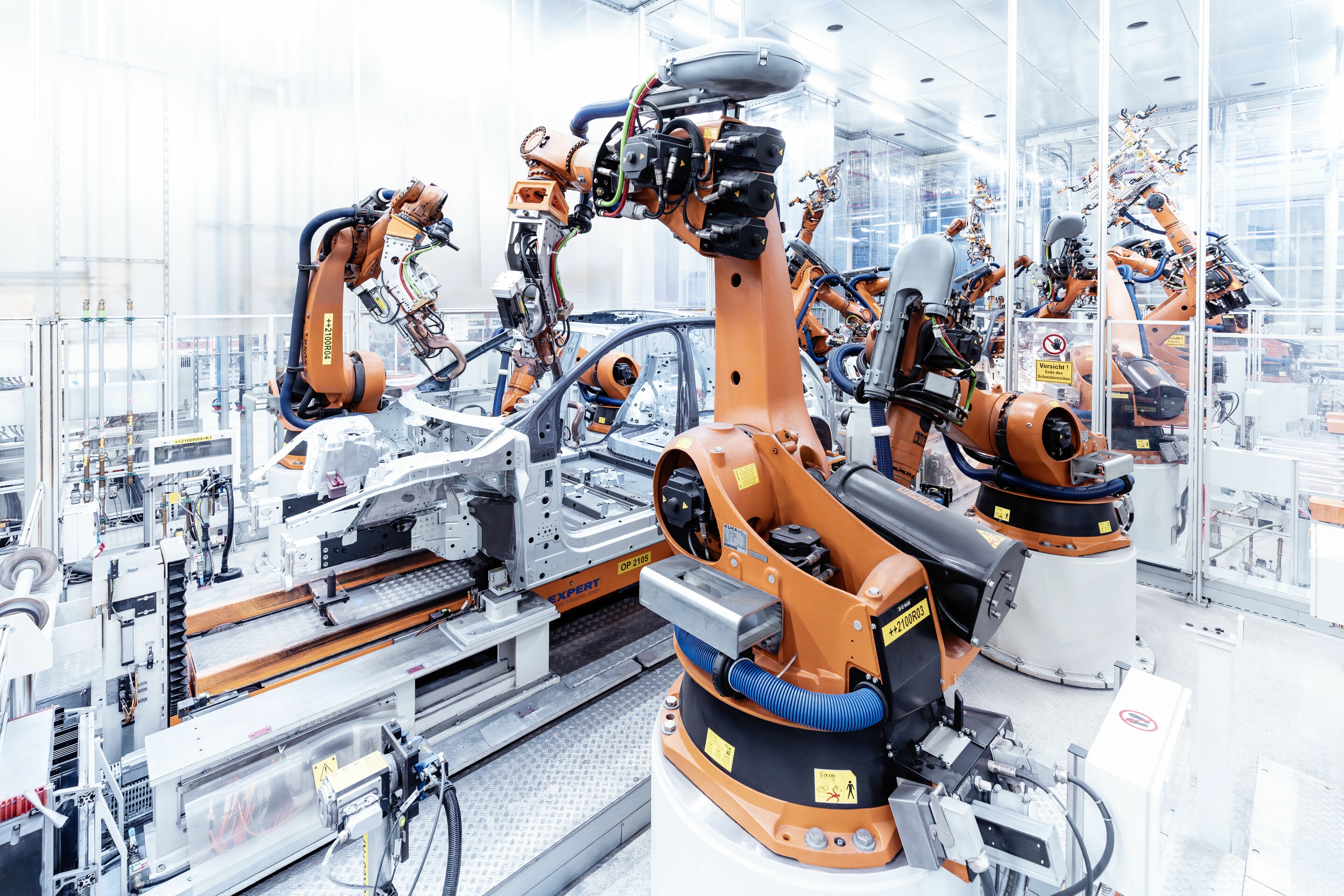 Production Audi Q6 e-tron at the Ingolstadt site - Precision work in body construction
