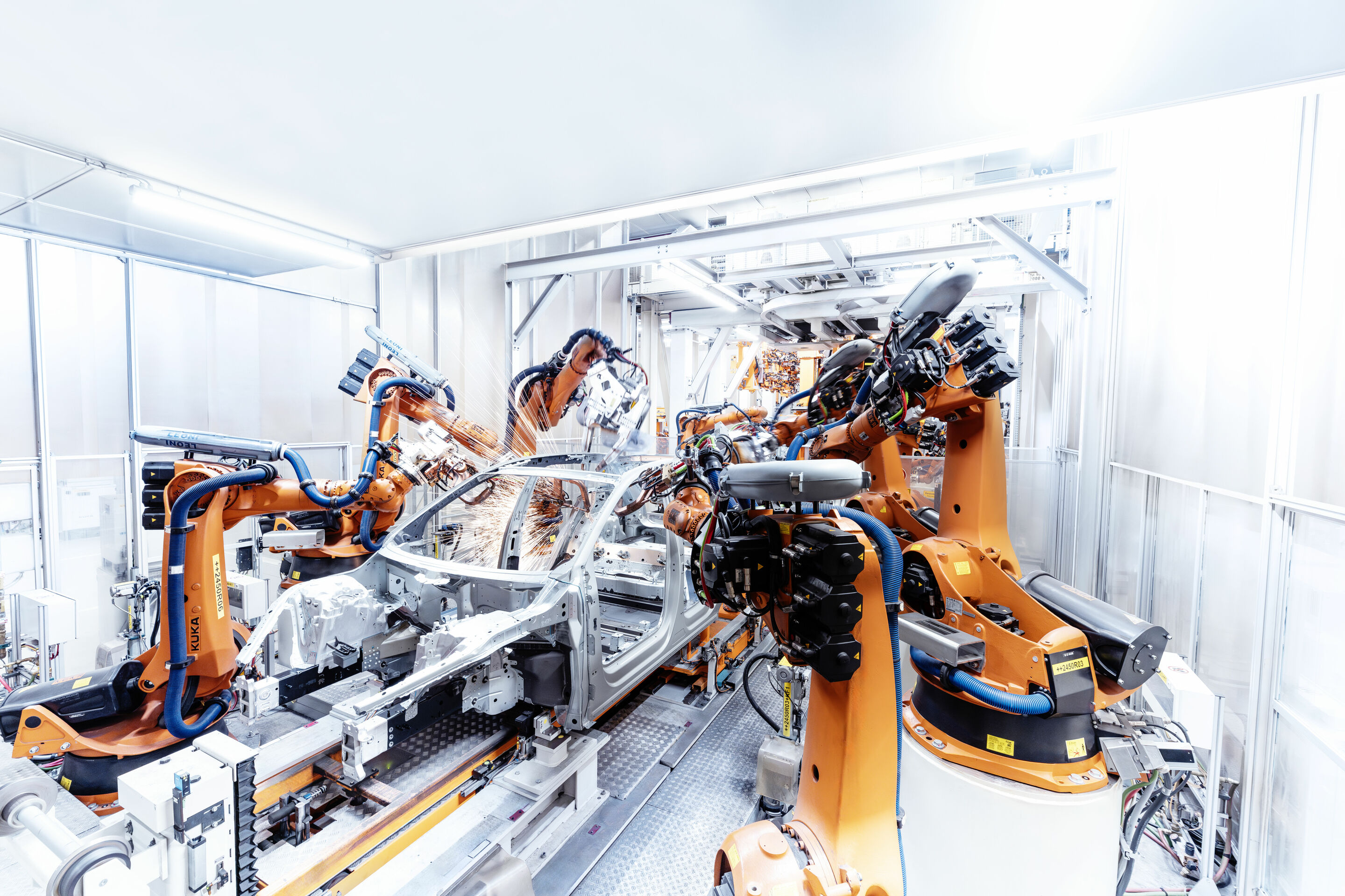 Production Audi Q6 e-tron at the Ingolstadt site - The degree of automation in the body shop is 87 percent.