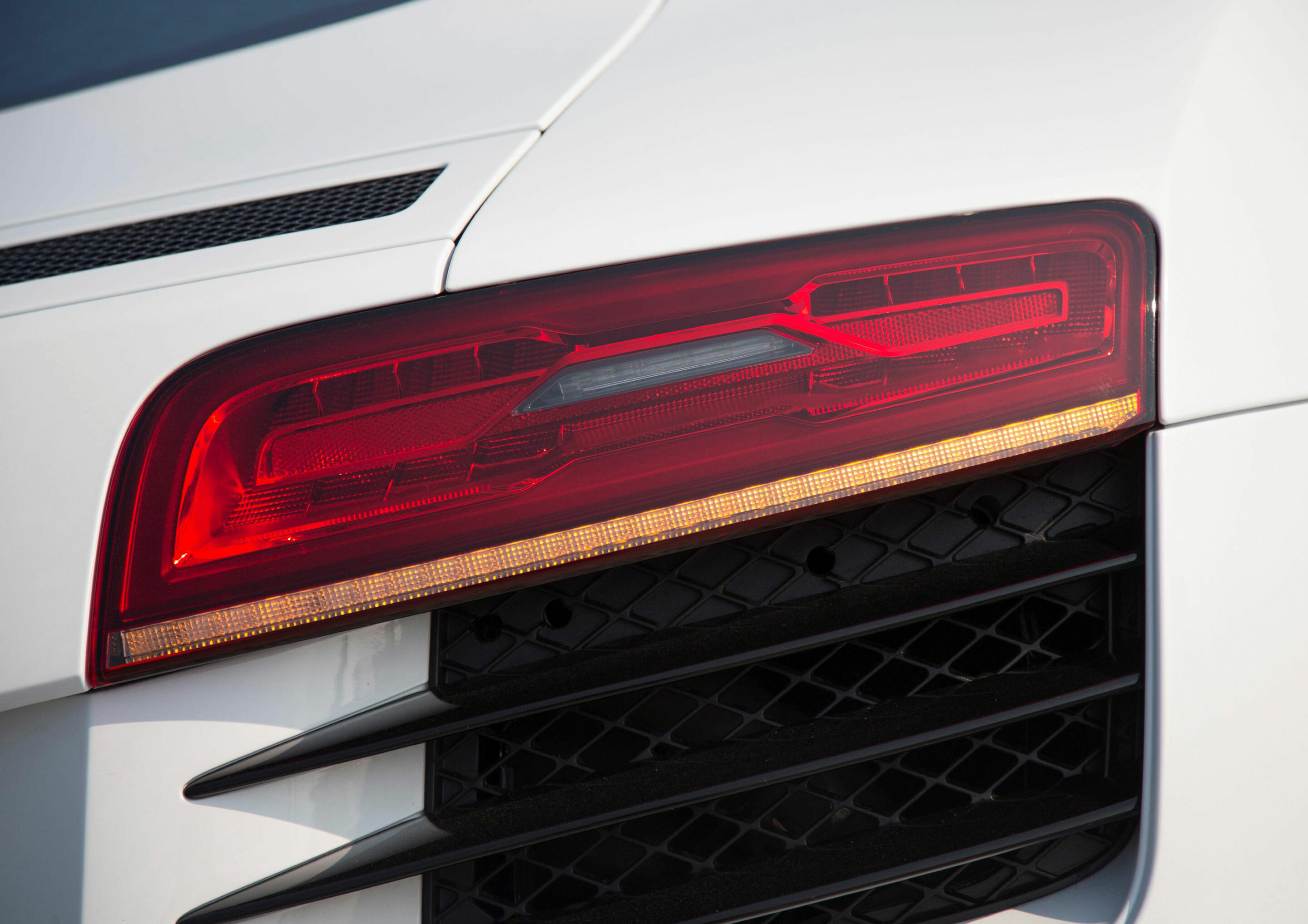Lighting technology - Audi R8
Indicator with dynamic display