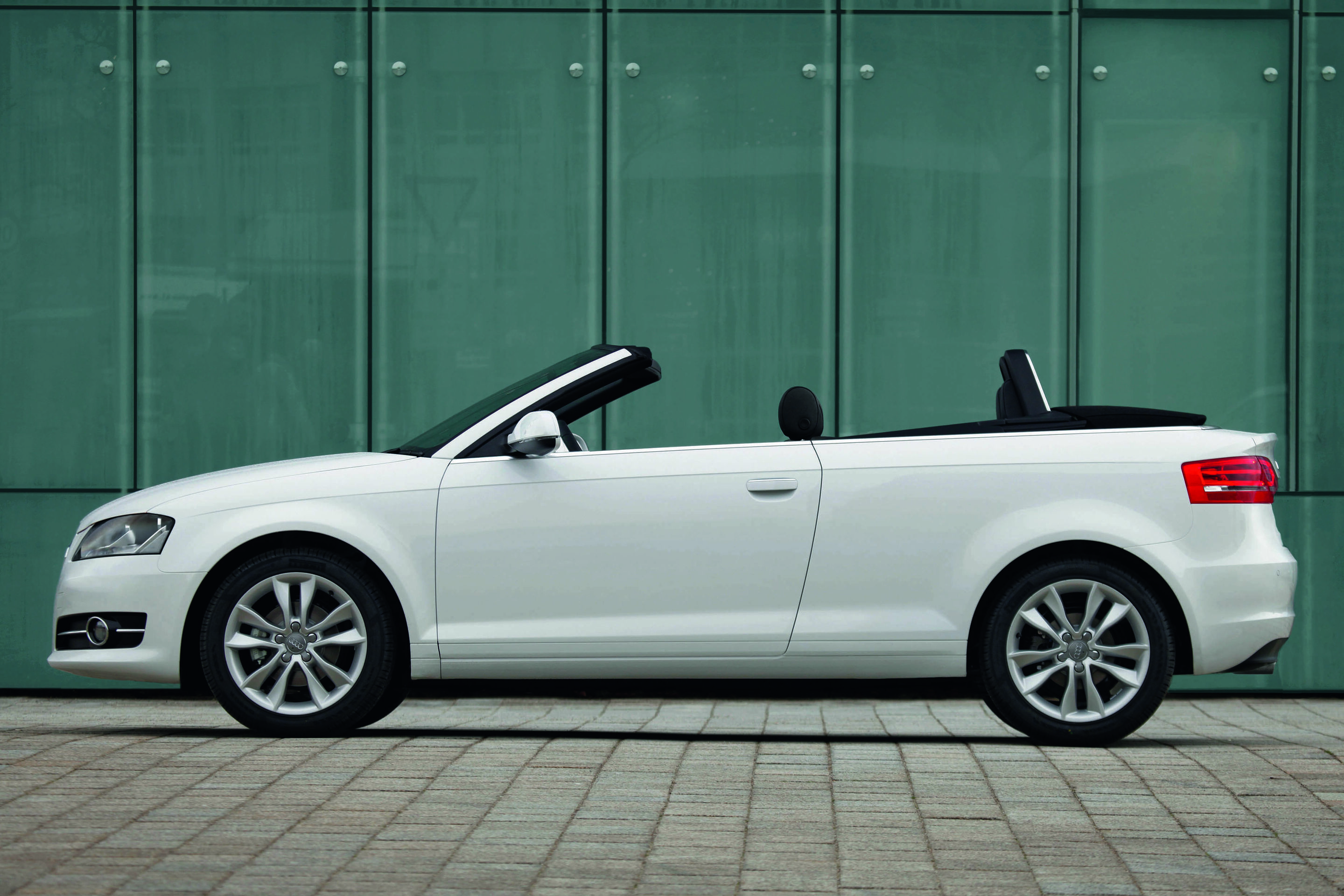 Audi A3 Cabriolet - Farbe: Ibisweiß