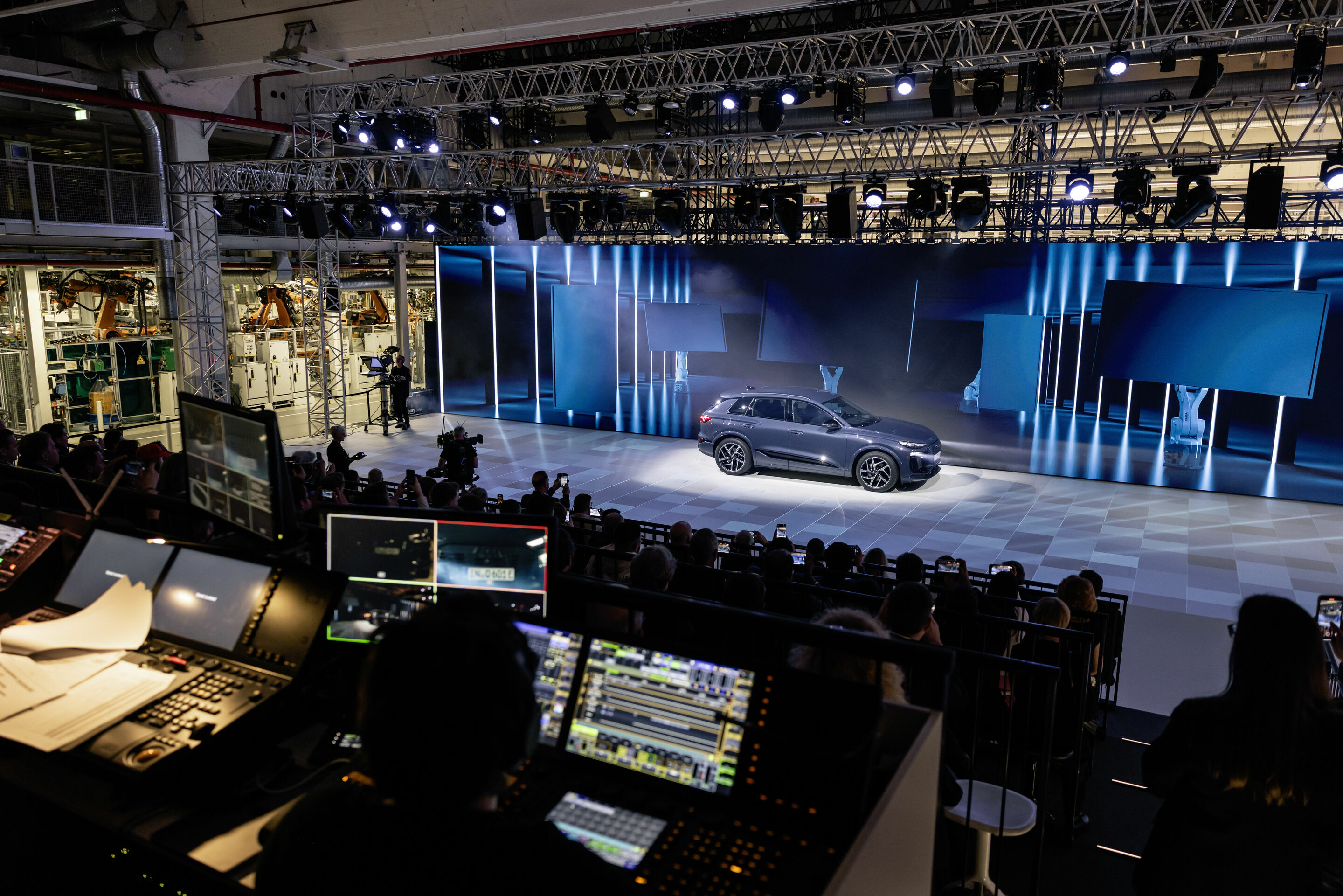 Weltpremiere des Audi Q6 e-tron am 18. März 2024 in Ingolstadt - Weltpremiere des Audi Q6 e-tron am 18. März 2024 in Ingolstadt
