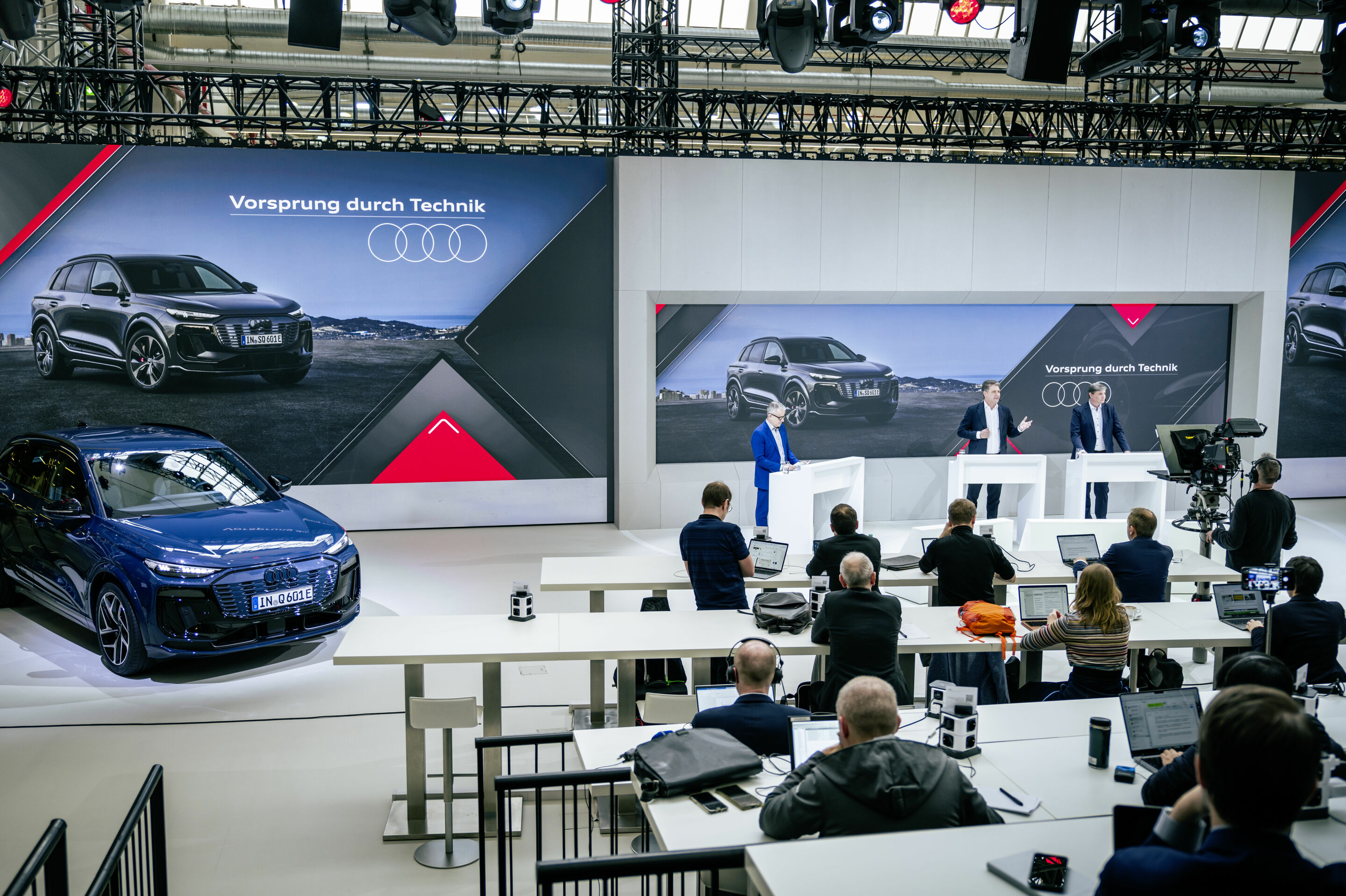 Annual Media Conference der AUDI AG vom 19. März 2024 - CEO Gernot Döllner (links) und CFO Jürgen Rittersberger stellen das Finanzergebnis des Geschäftsjahrs 2023 vor, geben einen Ausblick auf die zahlreichen Modellanläufe in den kommenden zwei Jahren...