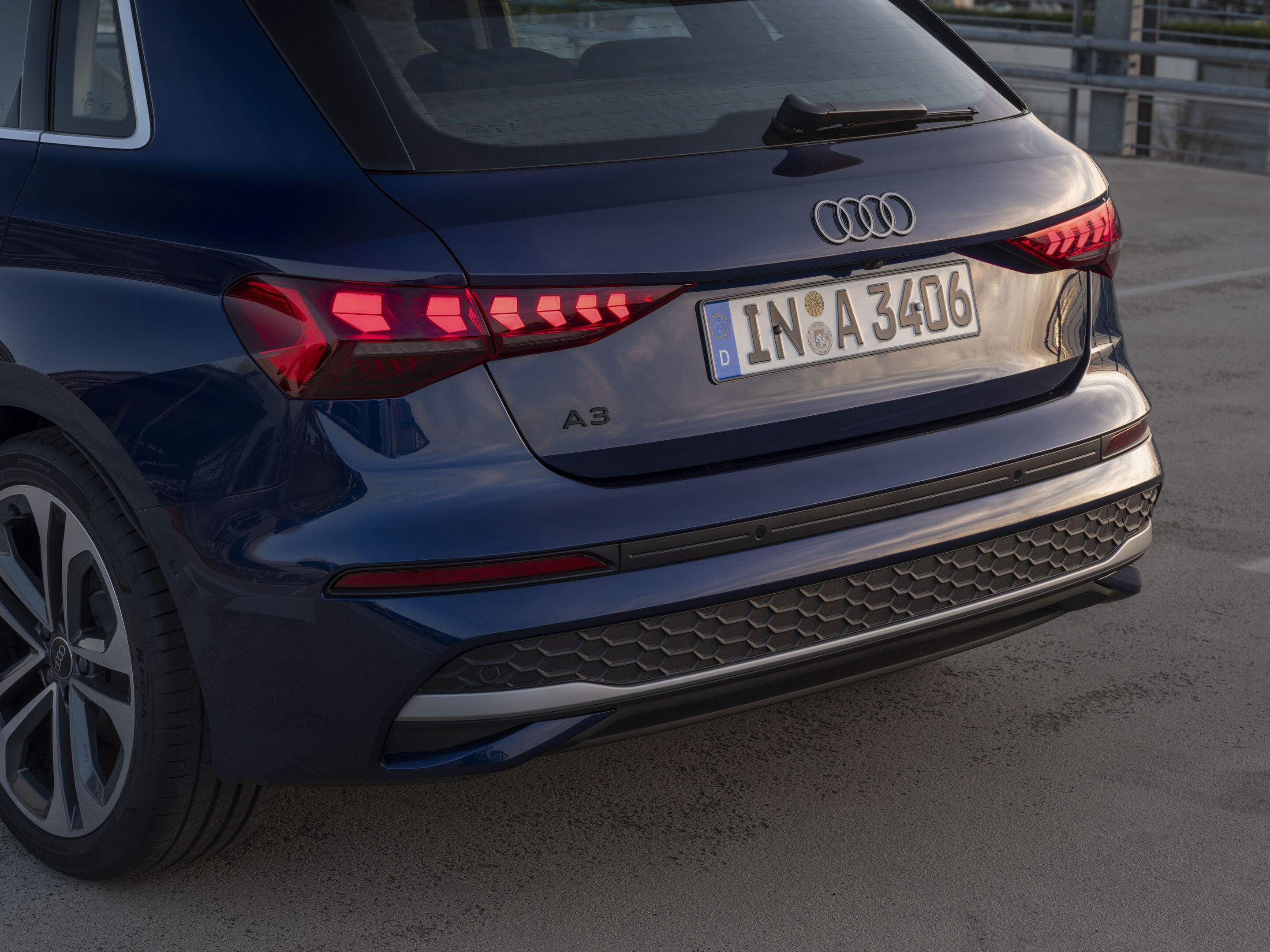 Audi A3 Sportback - Detail,
Farbe: Navarrablau
